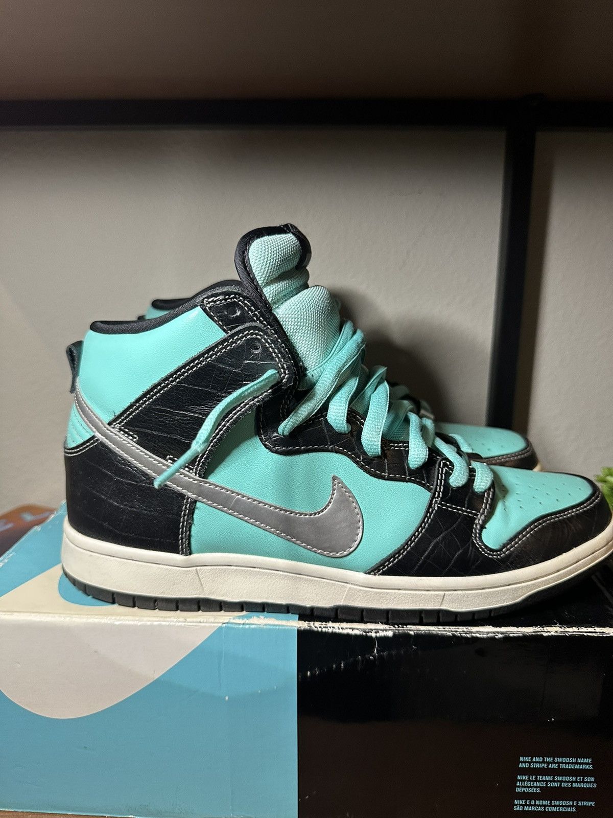 Diamond Supply Co. × Nike Nike SB Dunk High Premium x Diamond Supply Co. Tiffany 2014 Size US 10 / EU 43 - 2 Thumbnail