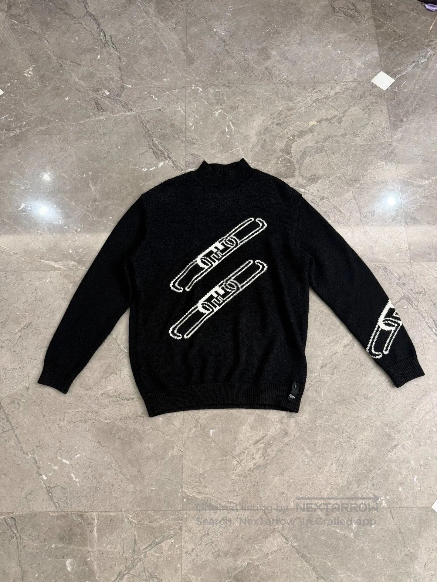 Fendi Fendi Wool Blend Sweater with Lock Closure. Size US M / EU 48-50 / 2 - 1 Thumbnail