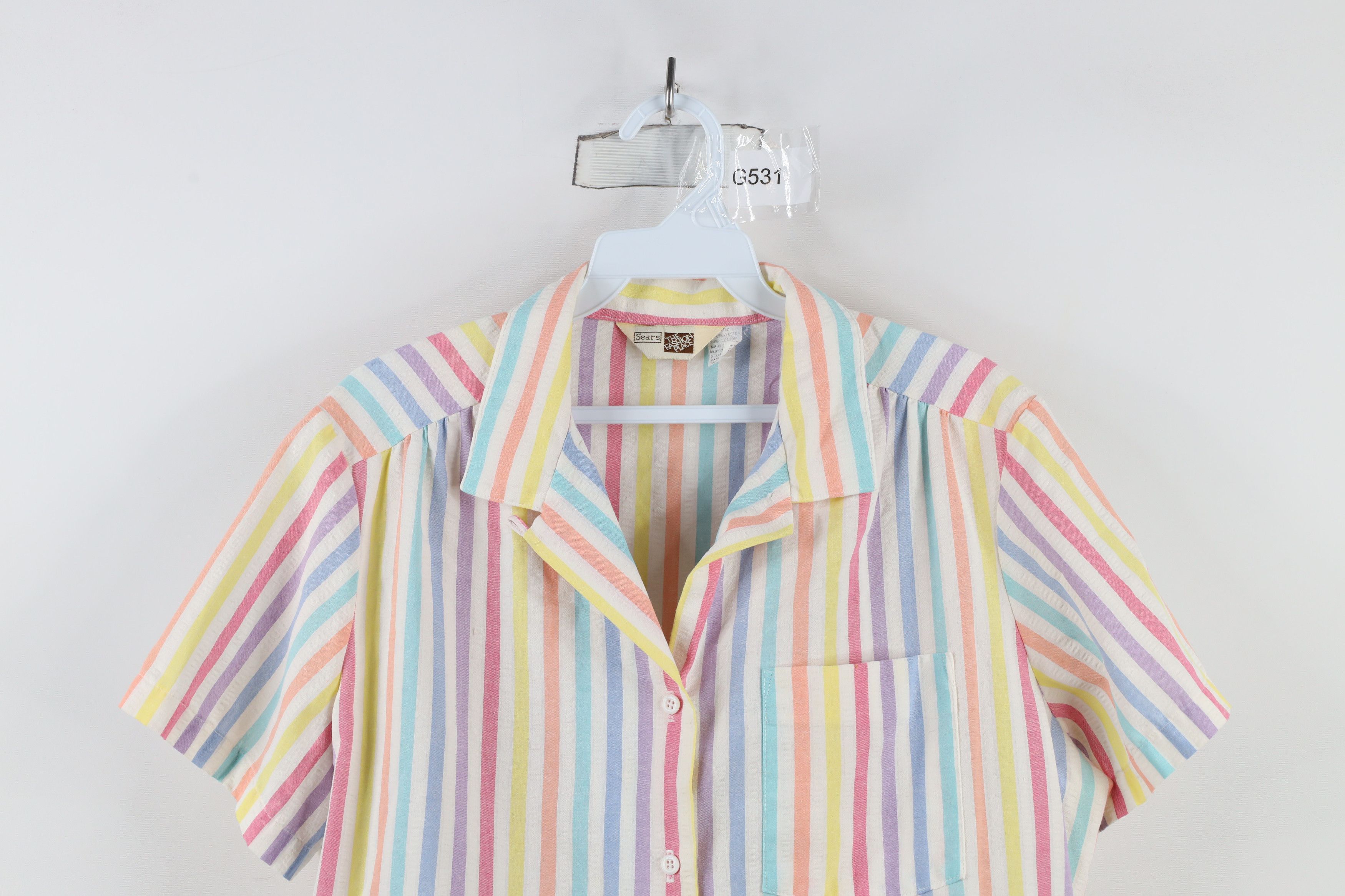 Vintage Vintage 70s Streetwear Rainbow Striped Button Shirt USA Size XXL / US 16-18 / IT 52-54 - 2 Thumbnail