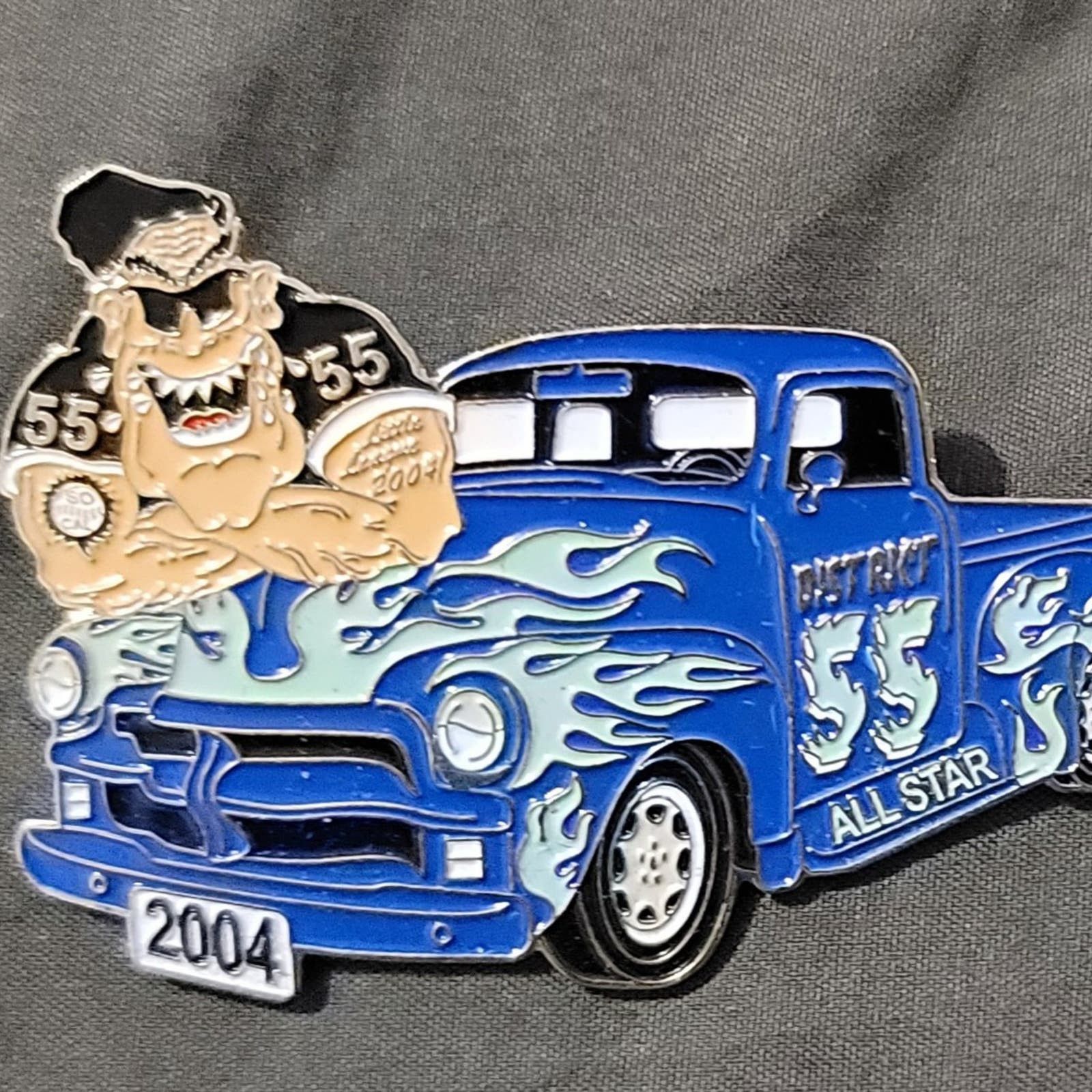 The Unbranded Brand Vtg 2004 Elvis Hot Rod Little League Large Lapel Pin Size ONE SIZE - 1 Thumbnail