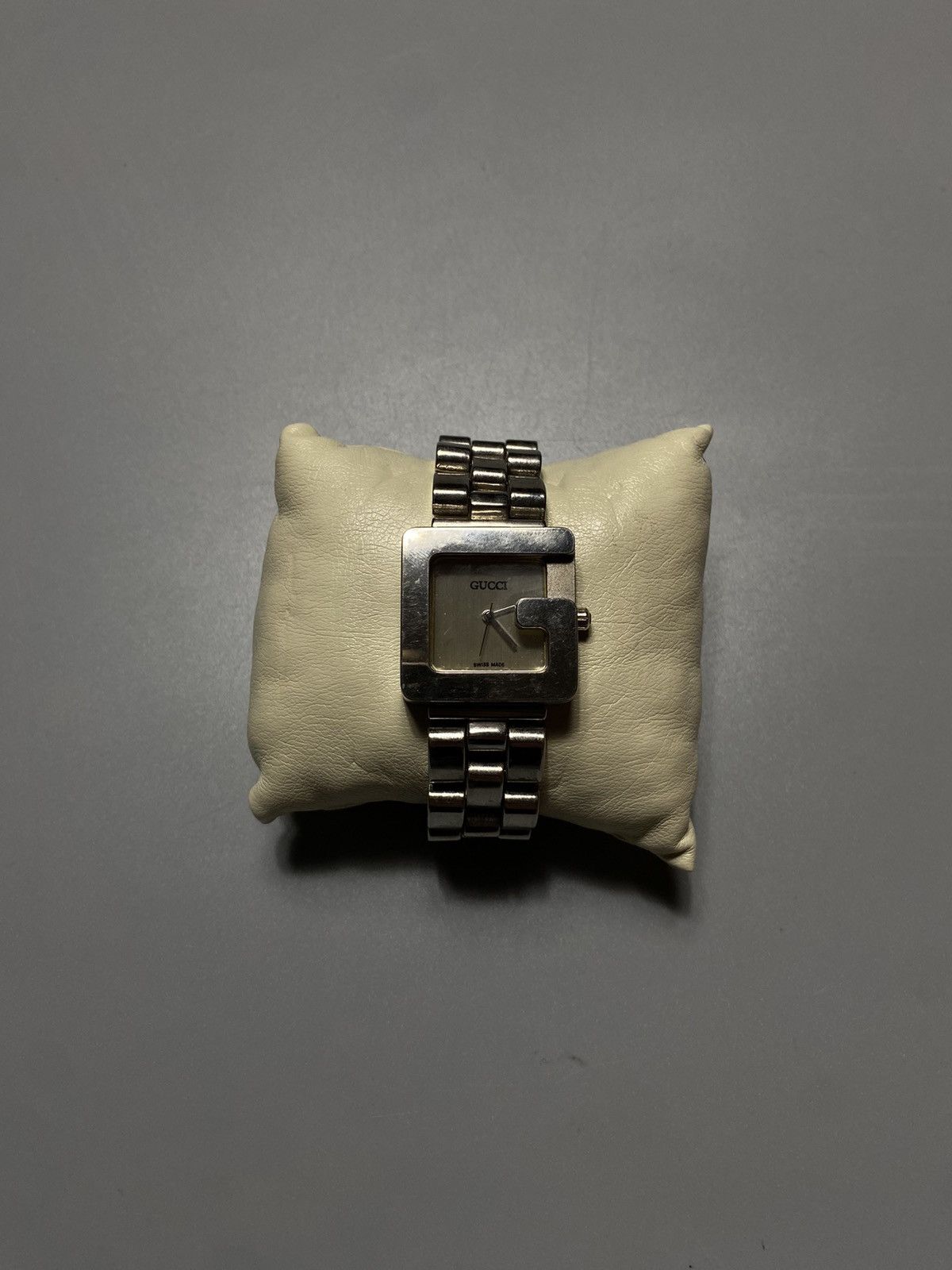 Gucci × Vintage 🔥 Gucci watch vintage G logo Square Face Steel ( men’s ...