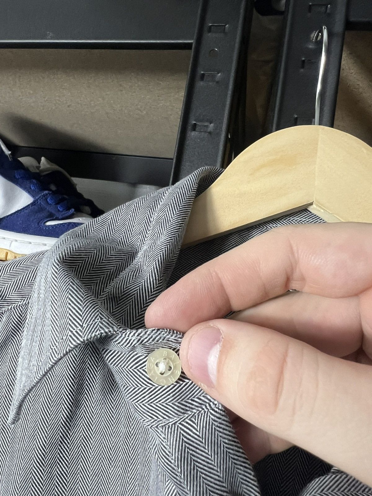 Balenciaga Balenciaga Pure Cotton Herringbone Button-Up Shirt – Size 44 Size US M / EU 48-50 / 2 - 11 Thumbnail