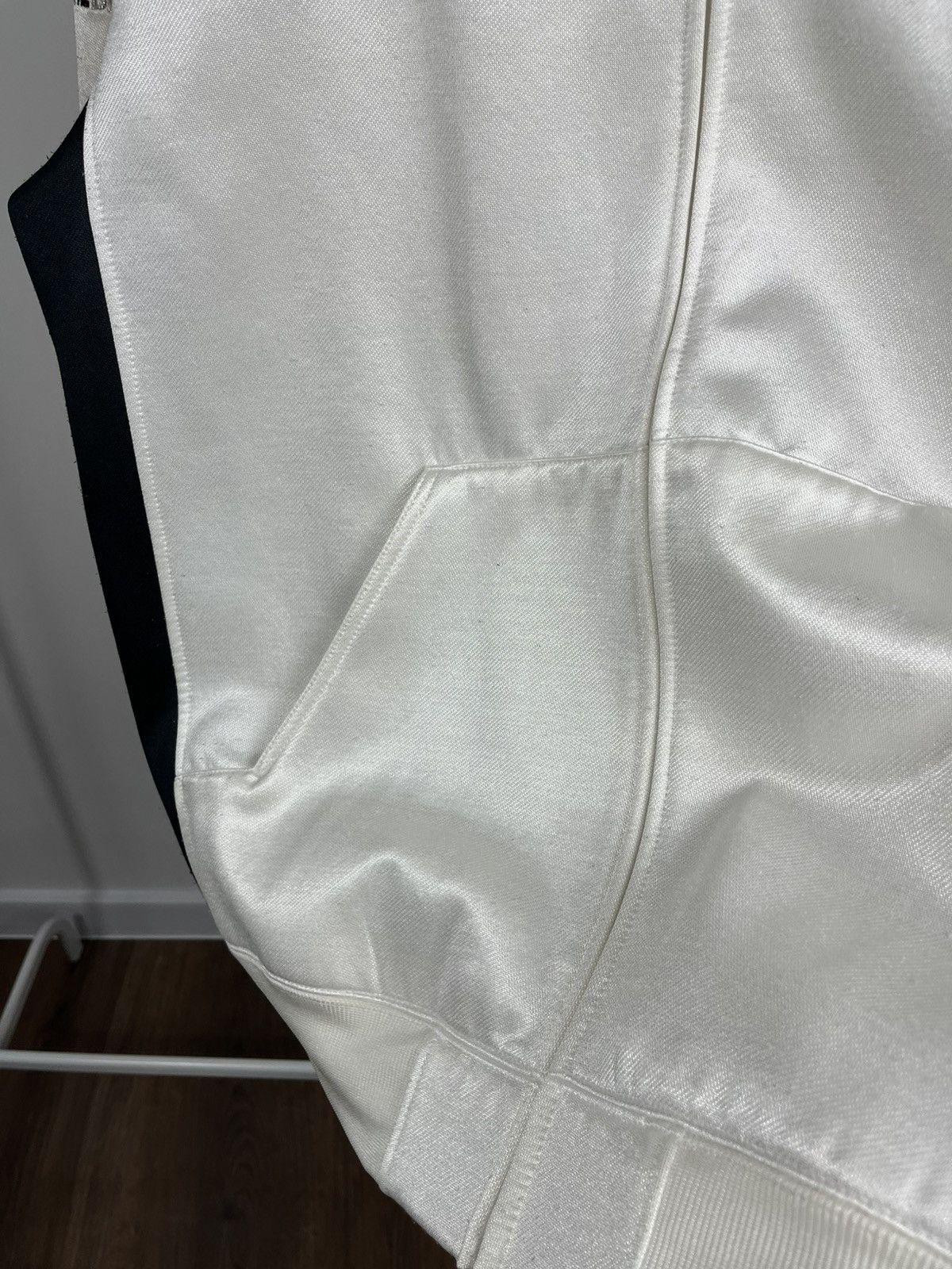 Reebok NFL Raiders Reebok Zip Up Jacket White Black L Size Size US L / EU 52-54 / 3 - 14 Thumbnail