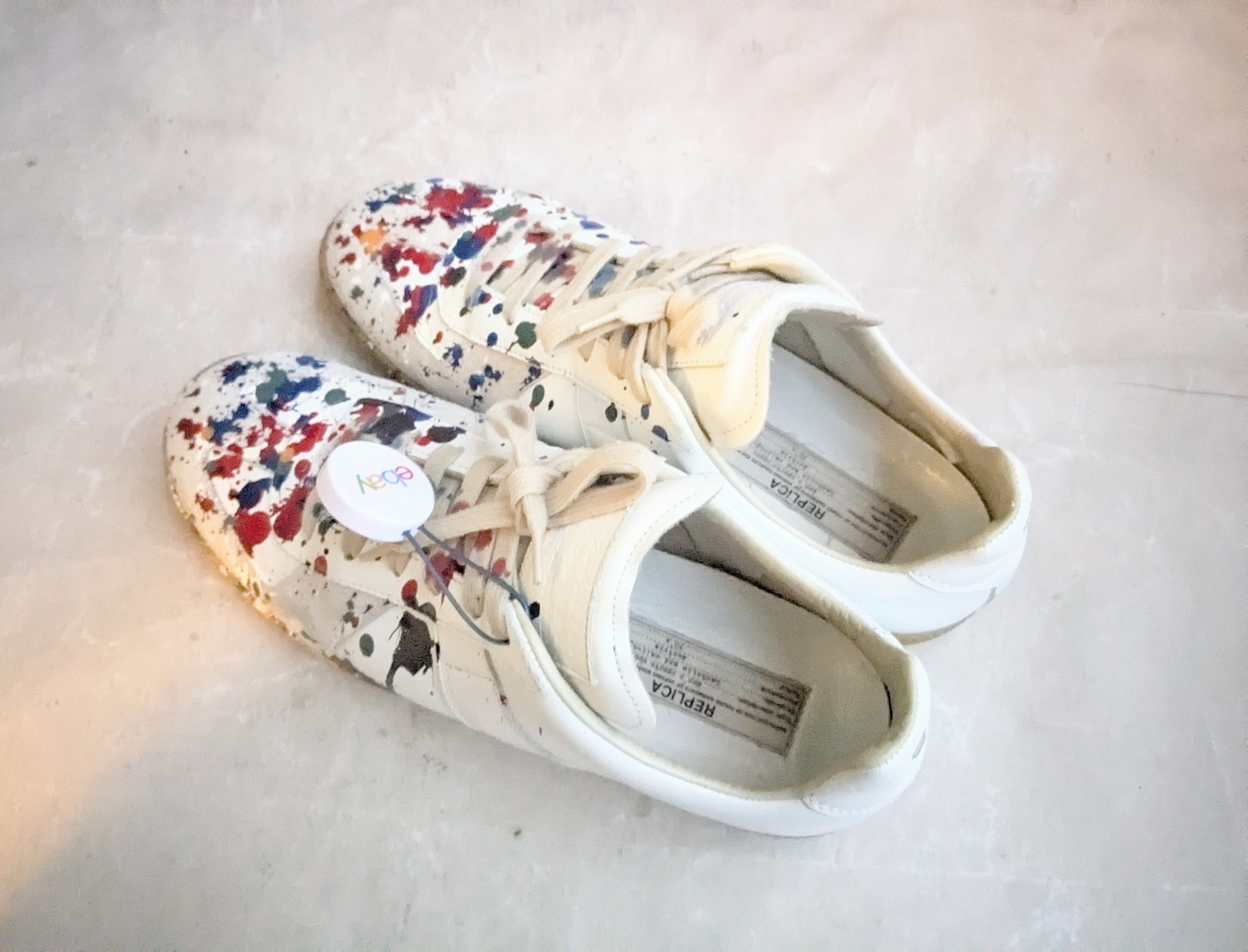 Maison Margiela Maison Margiela GAT Replica Paint Splatter 10 43 White Low Size US 10 / EU 43 - 14 Thumbnail
