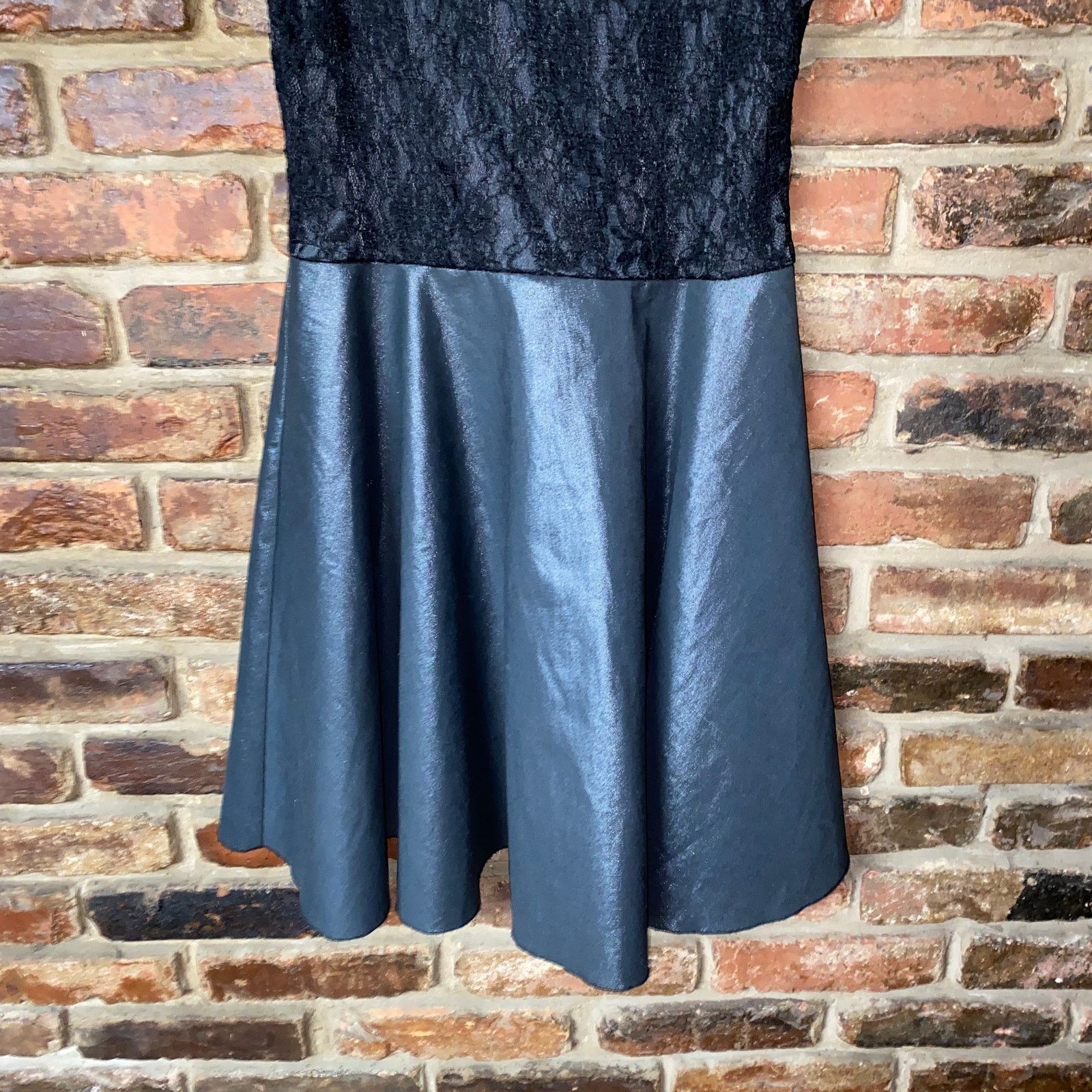 Other Walter Baker Black Lace Metallic Fit & Flare Dress Medium Size M / US 6-8 / IT 42-44 - 3 Thumbnail