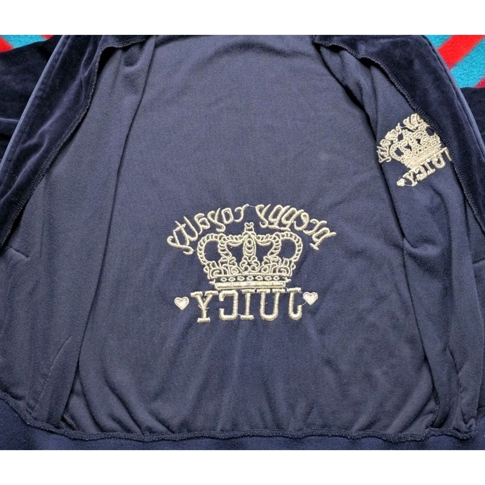 Juicy Couture VINTAGE Juicy Couture Hoodie Jacket Crown Preppy Royalty Y2K Velour USA Large Blue Womens Size L / US 10 / IT 46 - 6 Thumbnail