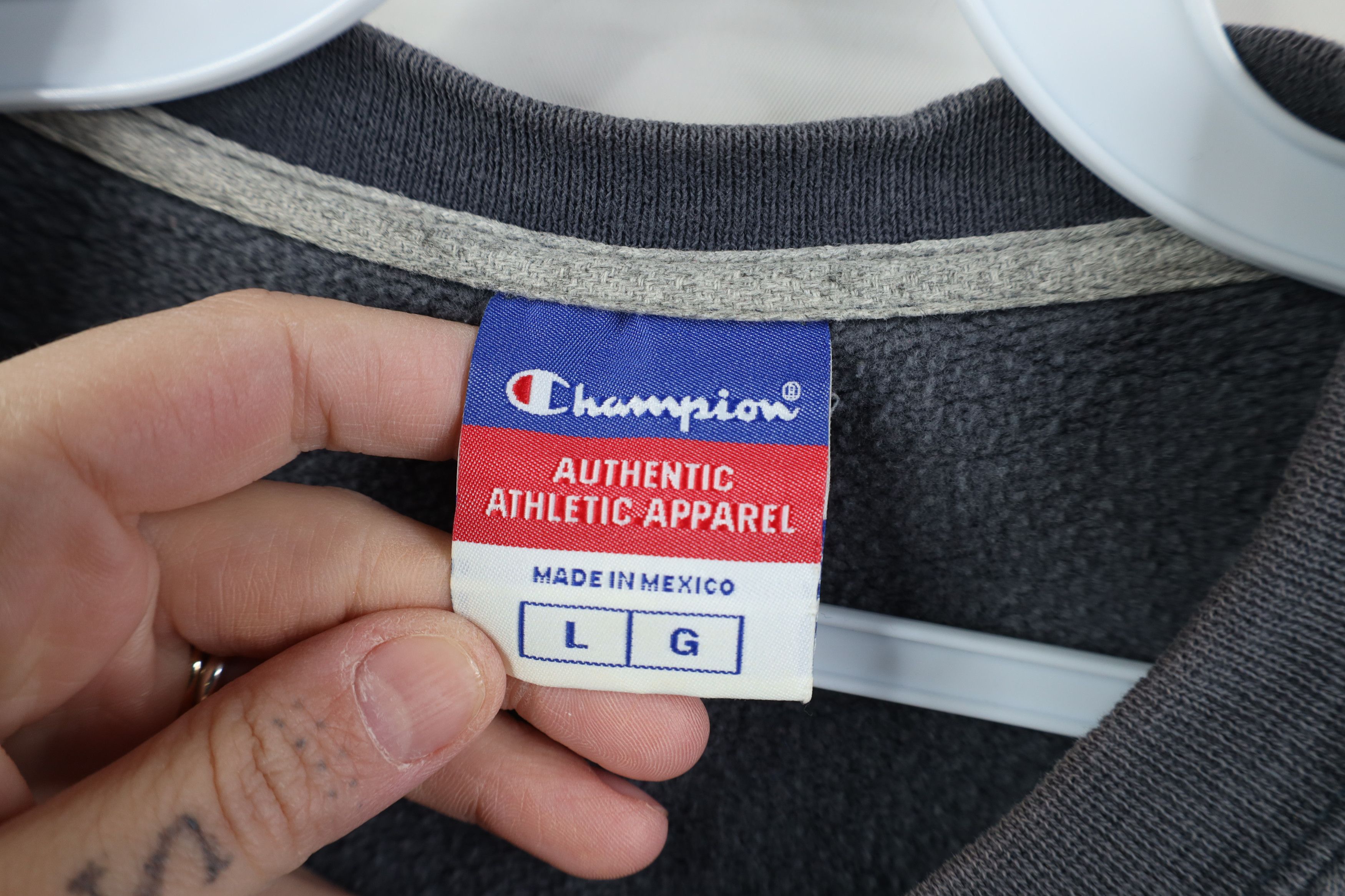 Champion Vintage 90s Champion Crewneck Sweatshirt Steel Blue Size US L / EU 52-54 / 3 - 10 Thumbnail