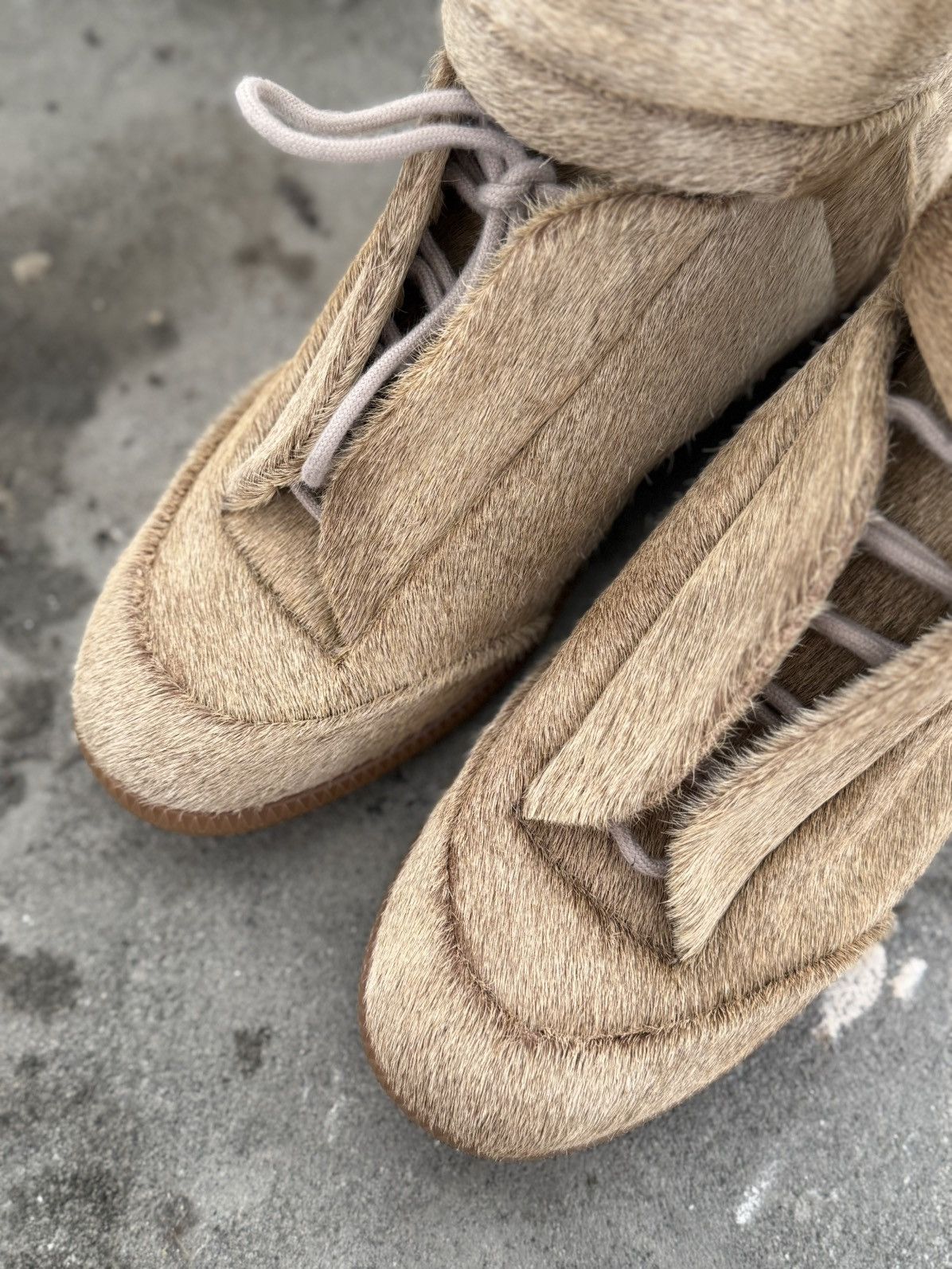 Maison Margiela Rare Maison Margiela Future yeezus High Sneaker Fur Size US 9 / EU 42 - 4 Thumbnail