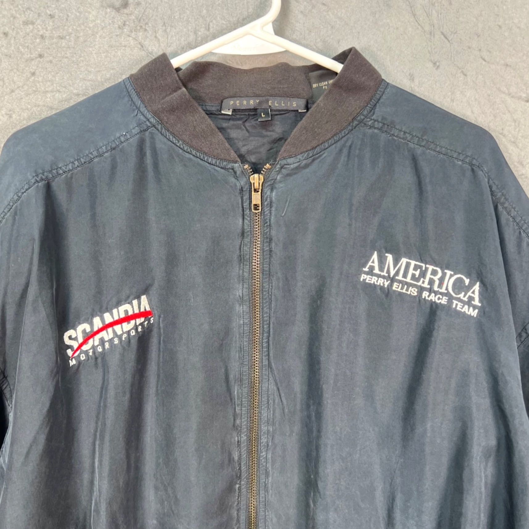 Perry Ellis VTG Perry Ellis Scandia Ferrari America Race Team Silk Bomber Jacket L Mens Blue Silk Embroidered Logo Jacket Size US L / EU 52-54 / 3 - 5 Thumbnail