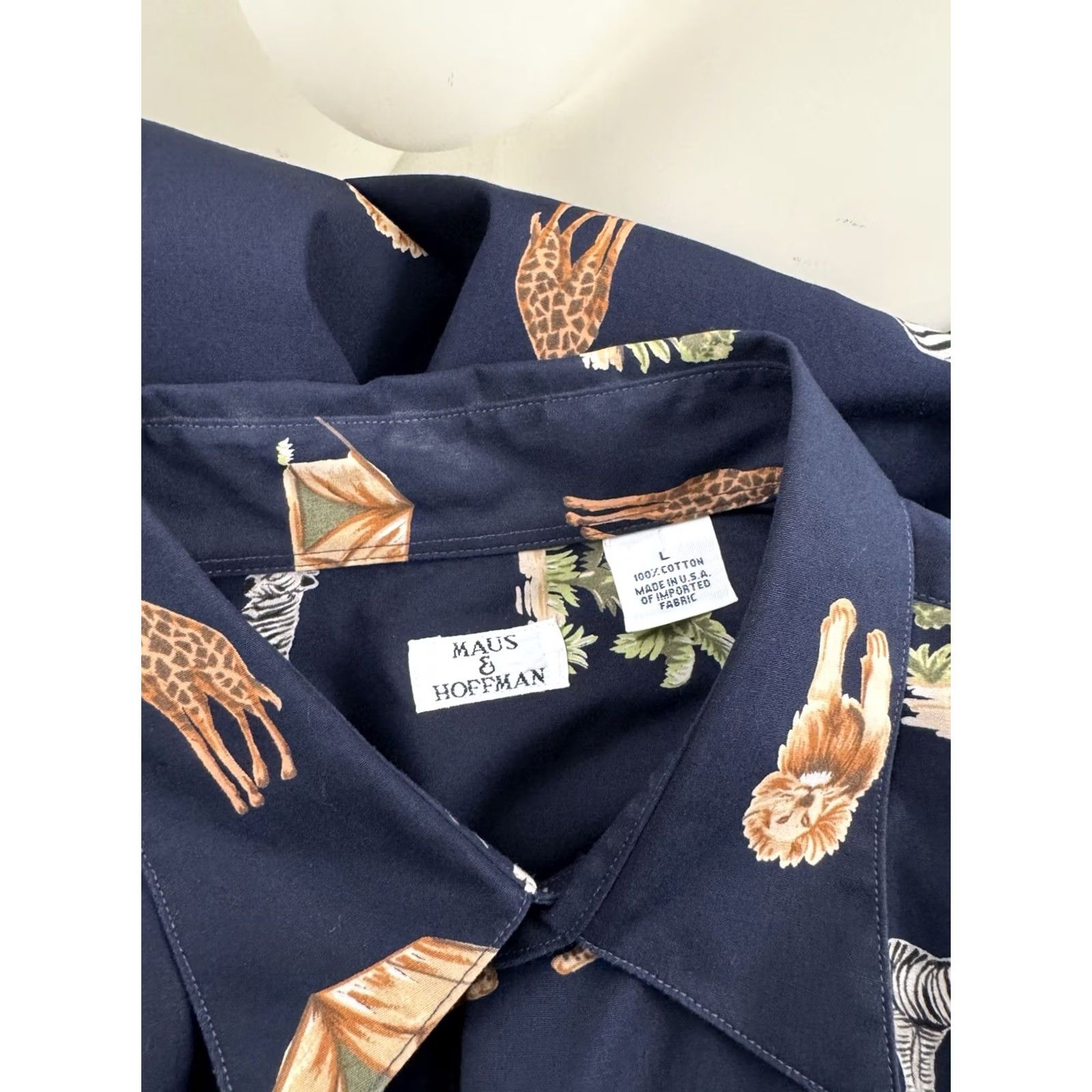 Vintage MAUS & HOFFMAN Safari Jungle Tent Lion Elephant Zebra Giraffe L Shirt EXC - Button-Up, Long Sleeve, Blue, Size L, Men, Zebra Theme Size US L / EU 52-54 / 3 - 5 Thumbnail