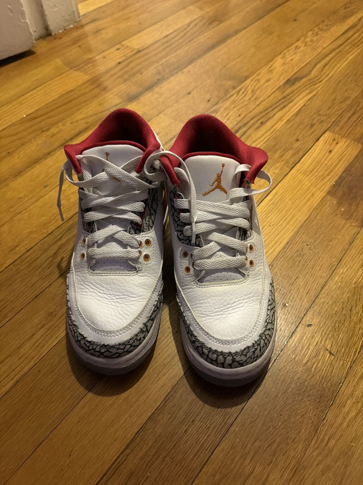 Jordan Brand Jordan 3’s “Cardinal” Size US 7 / IT 37 - 7 Thumbnail