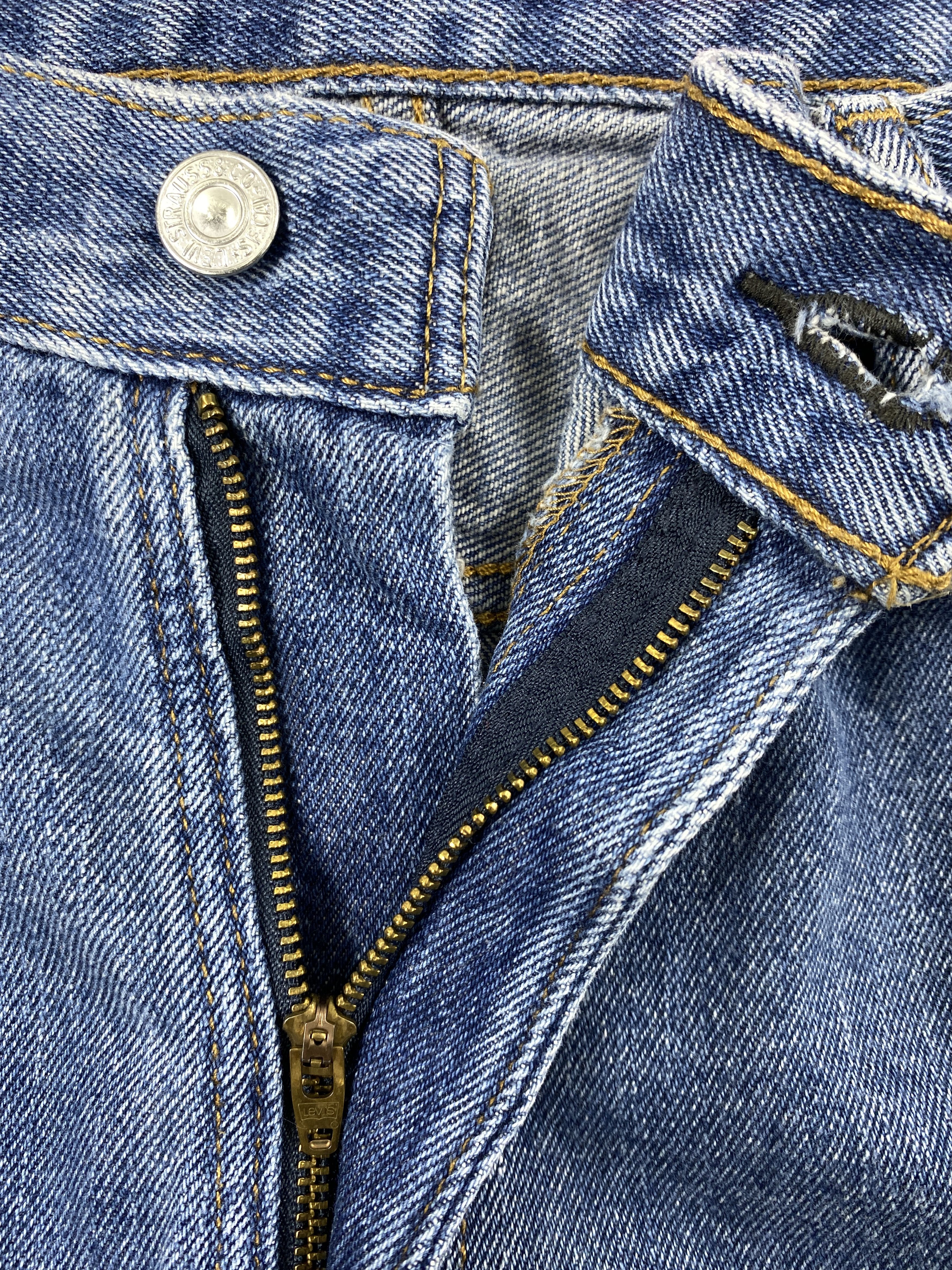 Levi's Blue Vintage Levi's 550 Jeans 40x29 Denim -JN1474 Size US 40 / EU 56 - 6 Thumbnail