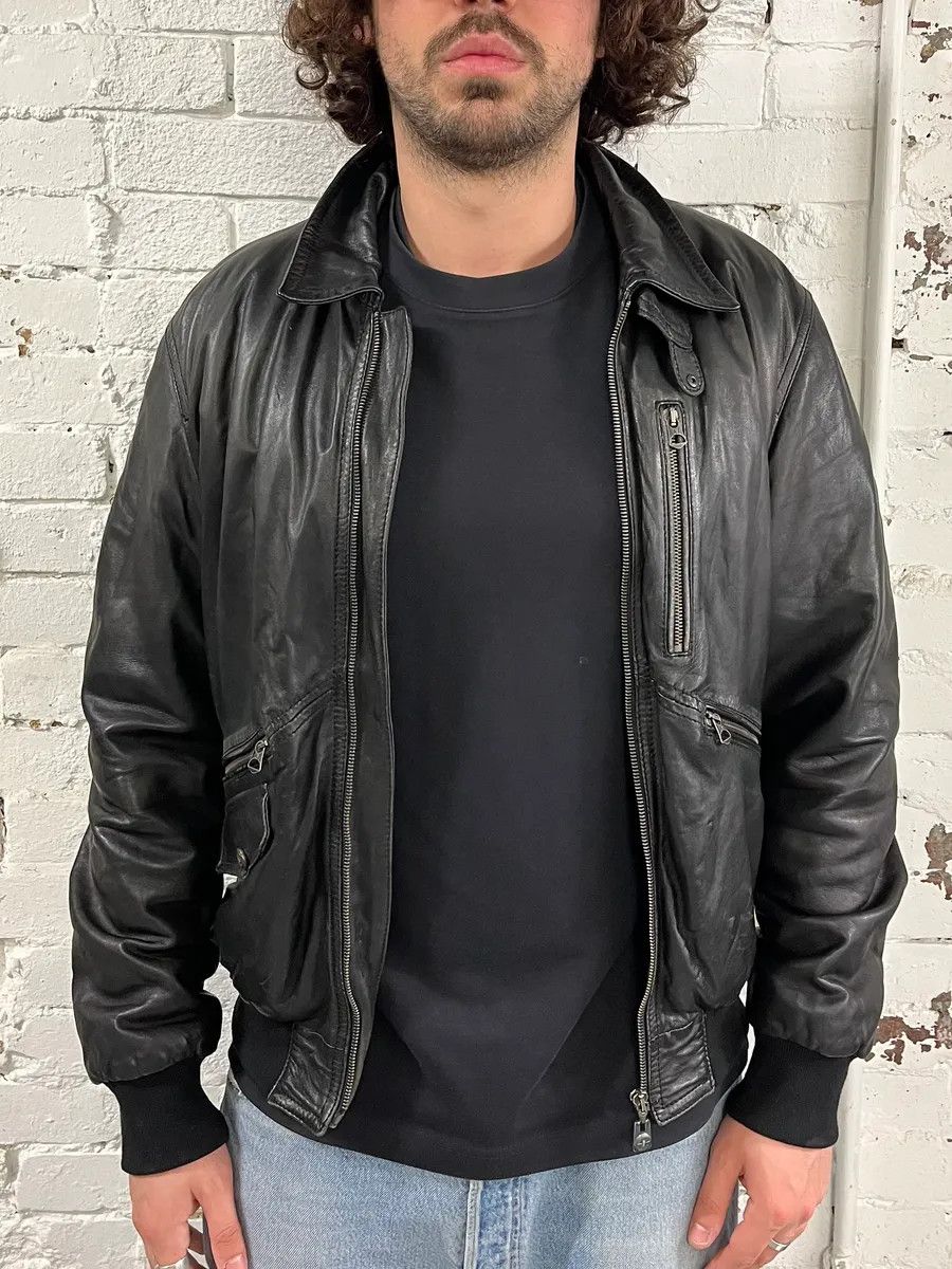 Armani 2000s Armani Black Leather Bomber Jacket Size US M / EU 48-50 / 2 - 2 Thumbnail