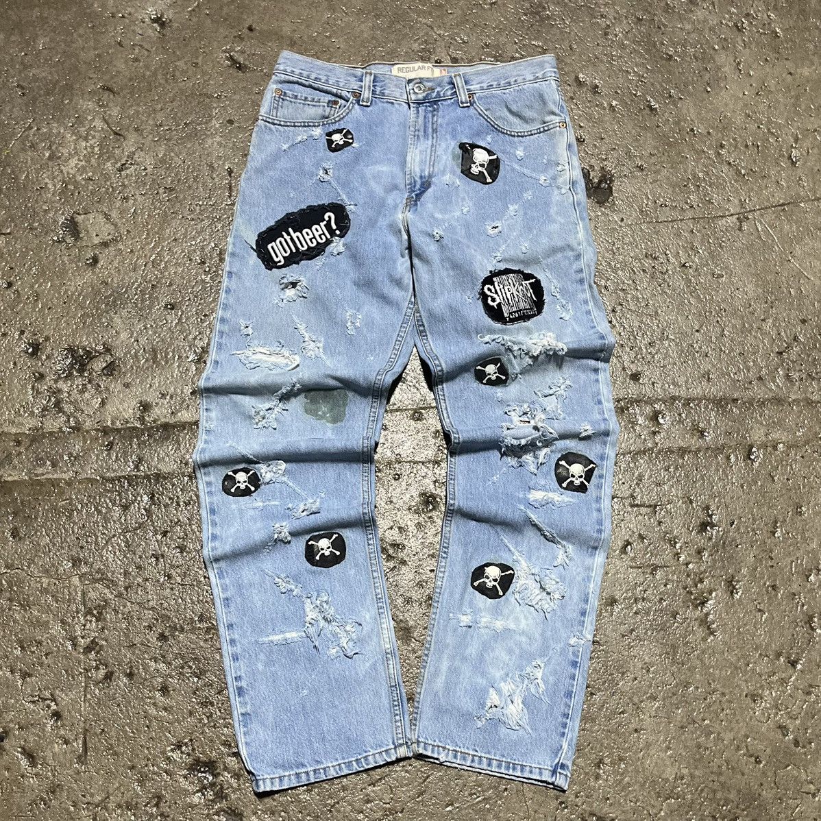 Image of Levis x Vintage Crazy Vintage Y2K Levi's 505 Thrashed Patch Skater Jeans in Blue, Men's (Size 33)