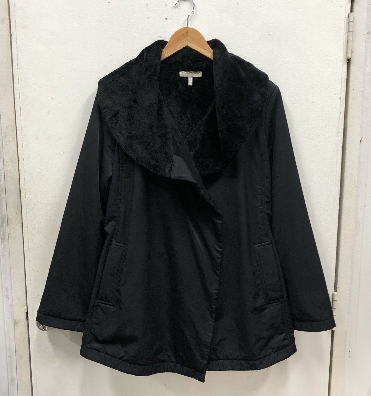 Emporio Armani Emporio Armani Black Lined Fleece Show Collar Coat Jacket Size M / US 6-8 / IT 42-44 - 5 Thumbnail