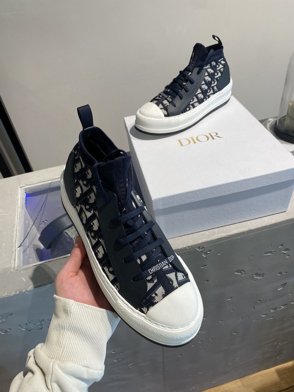 Dior BNWT Dior Walk’n’Dior Oblique Sneaker Size US 11 / IT 41 - 2 Thumbnail