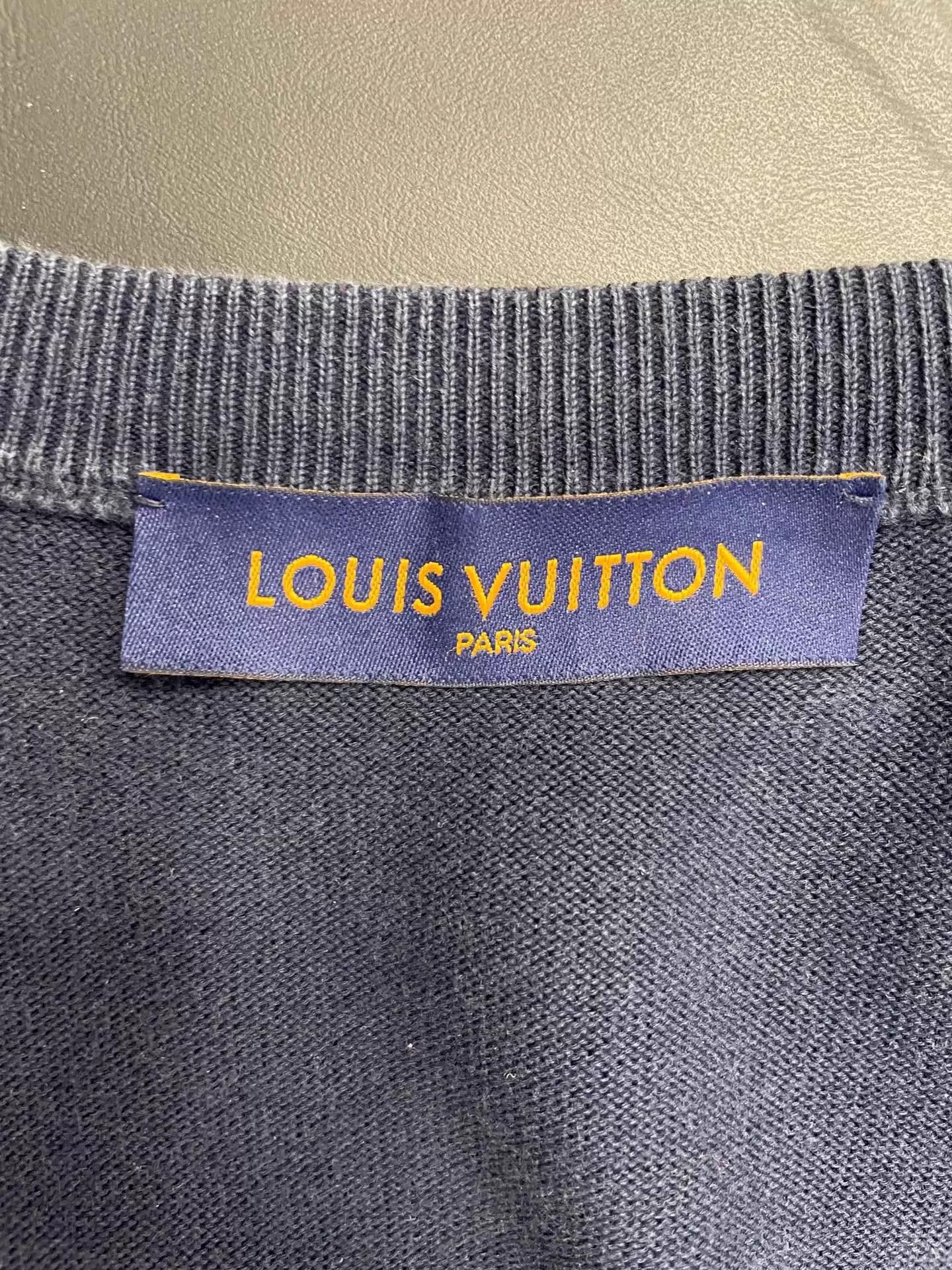 Louis Vuitton LV x NIGO Heart Logo Knit Short-Sleeve Navy M Unisex Fitted Size US M / EU 48-50 / 2 - 5 Thumbnail