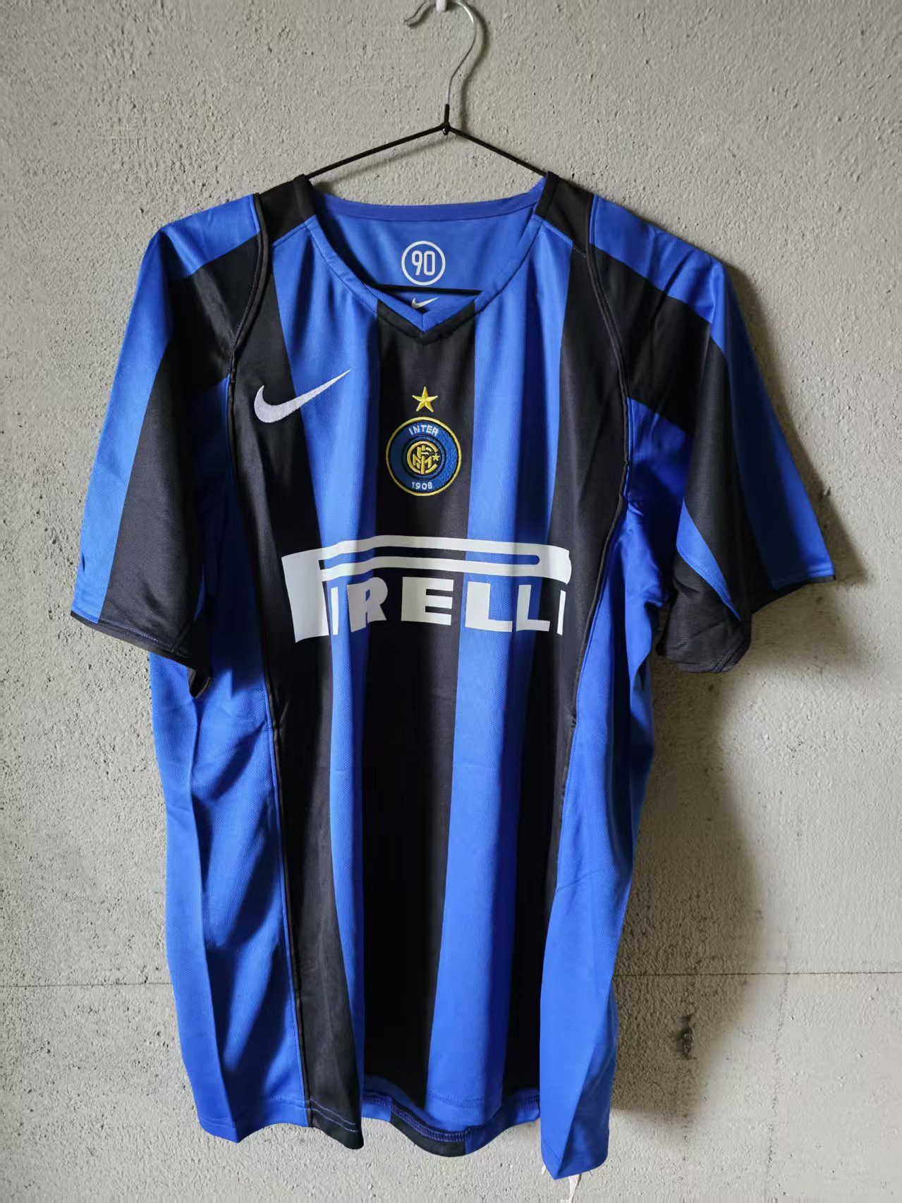 Nike Vintage Inter MIlan #32 Christian Vieri Jersey Size US L / EU 52-54 / 3 - 2 Thumbnail