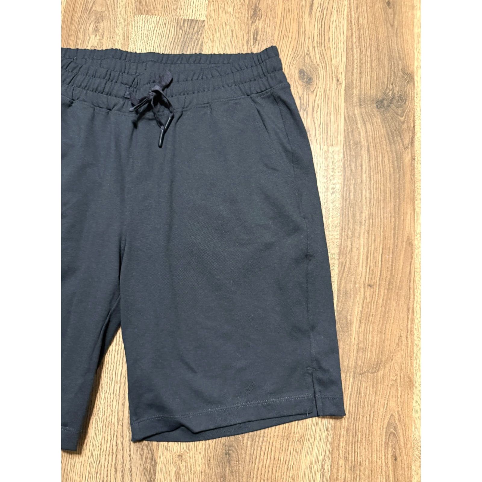 Vintage MONDETTA Shorts Women’s Size Small Black Tie Waist Shorts Casual Activewear Pockets Drawstring Regular Size 28" / US 6 / IT 42 - 4 Thumbnail