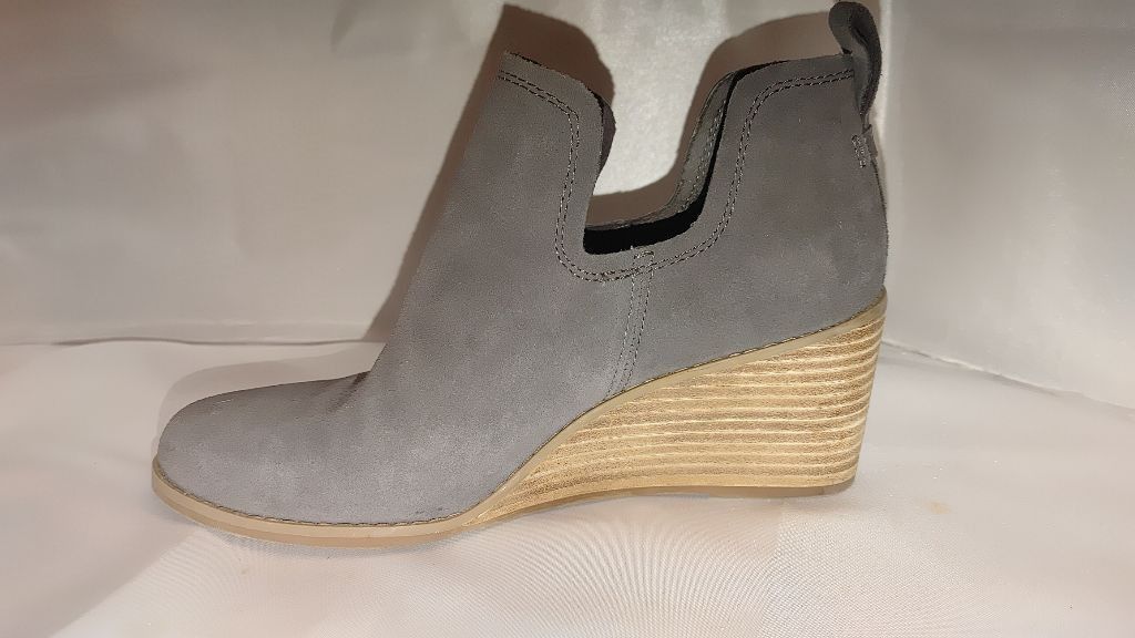 Toms TOMS Kallie Wedge Bootie Size 7 Size US 7 / IT 37 - 2 Thumbnail