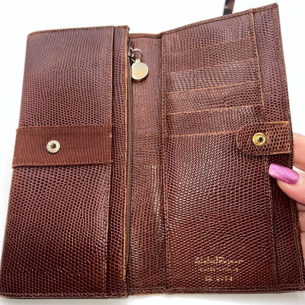 Salvatore Ferragamo Salvatore Ferragamo Vera Ribbon Wallet Brown and Gold Size ONE SIZE - 7 Thumbnail