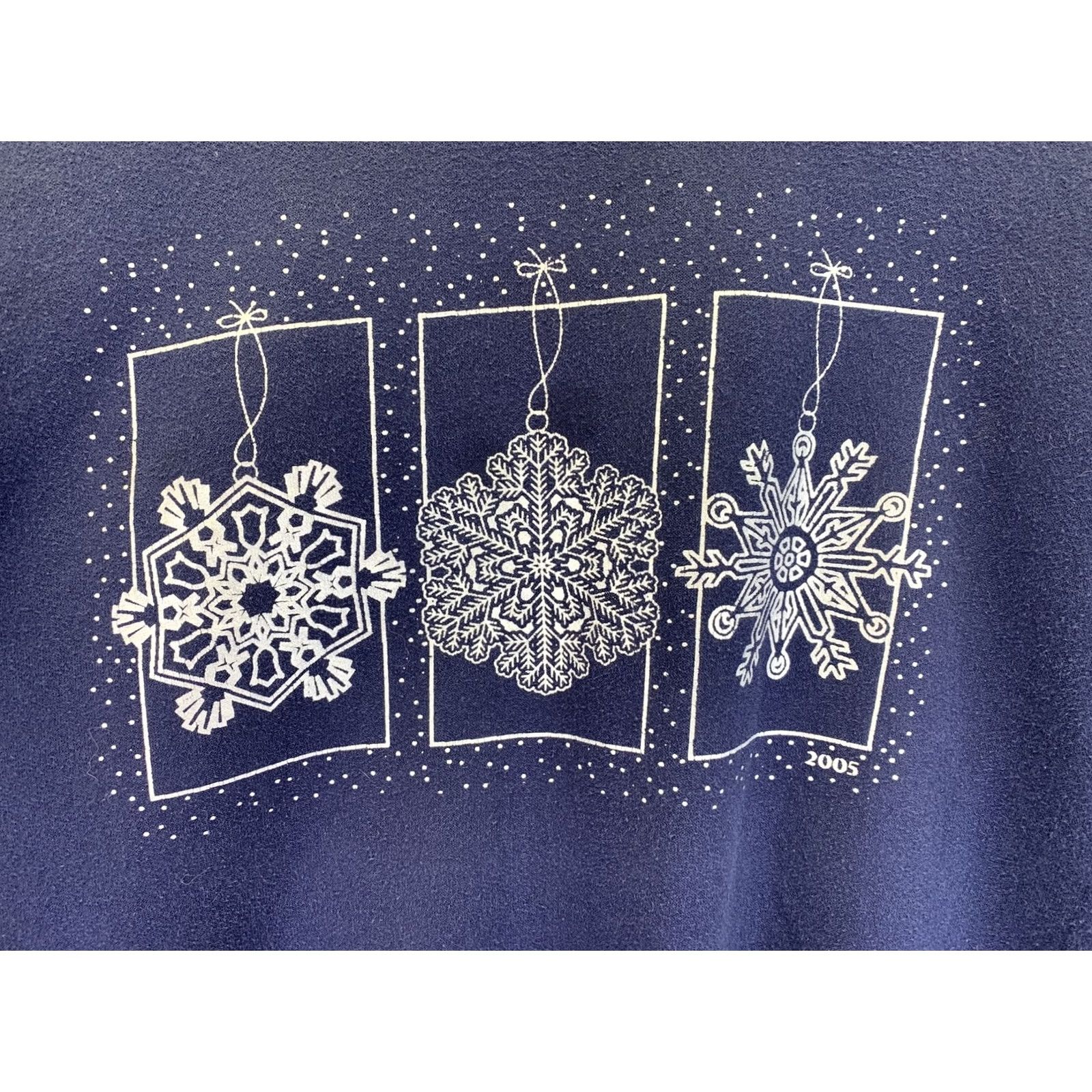 Jerzees VINTAGE Jerzees Snowflake Silver Ornament Graphic Sweatshirt Adult XL-10330 Blue Women Pullover Crew Neck Long Sleeve Winter 2005 Size XL / US 12-14 / IT 48-50 - 3 Thumbnail
