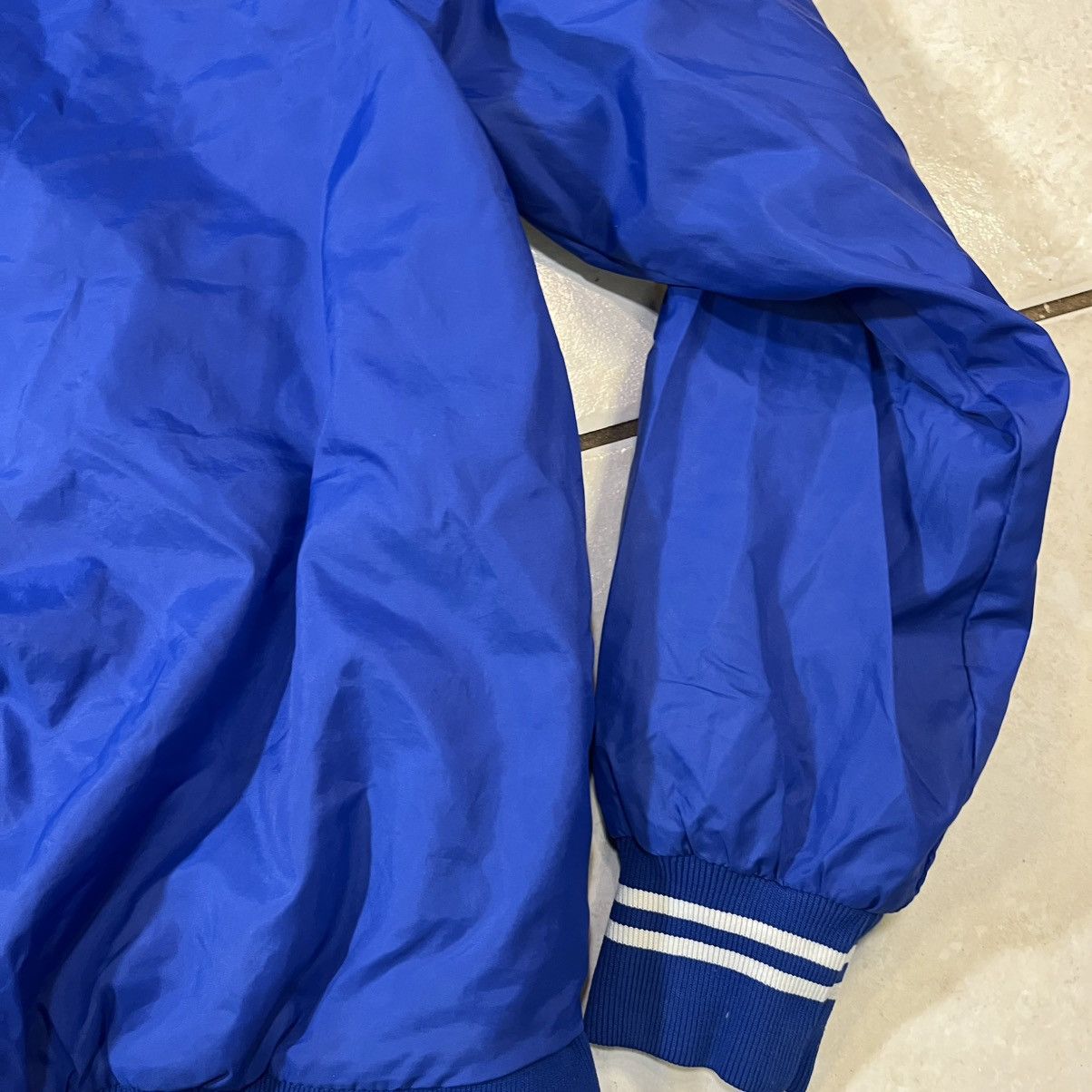 Vintage Vintage Active Apparel Nylon Shell 90s Sportswear Pullover Size US L / EU 52-54 / 3 - 3 Thumbnail