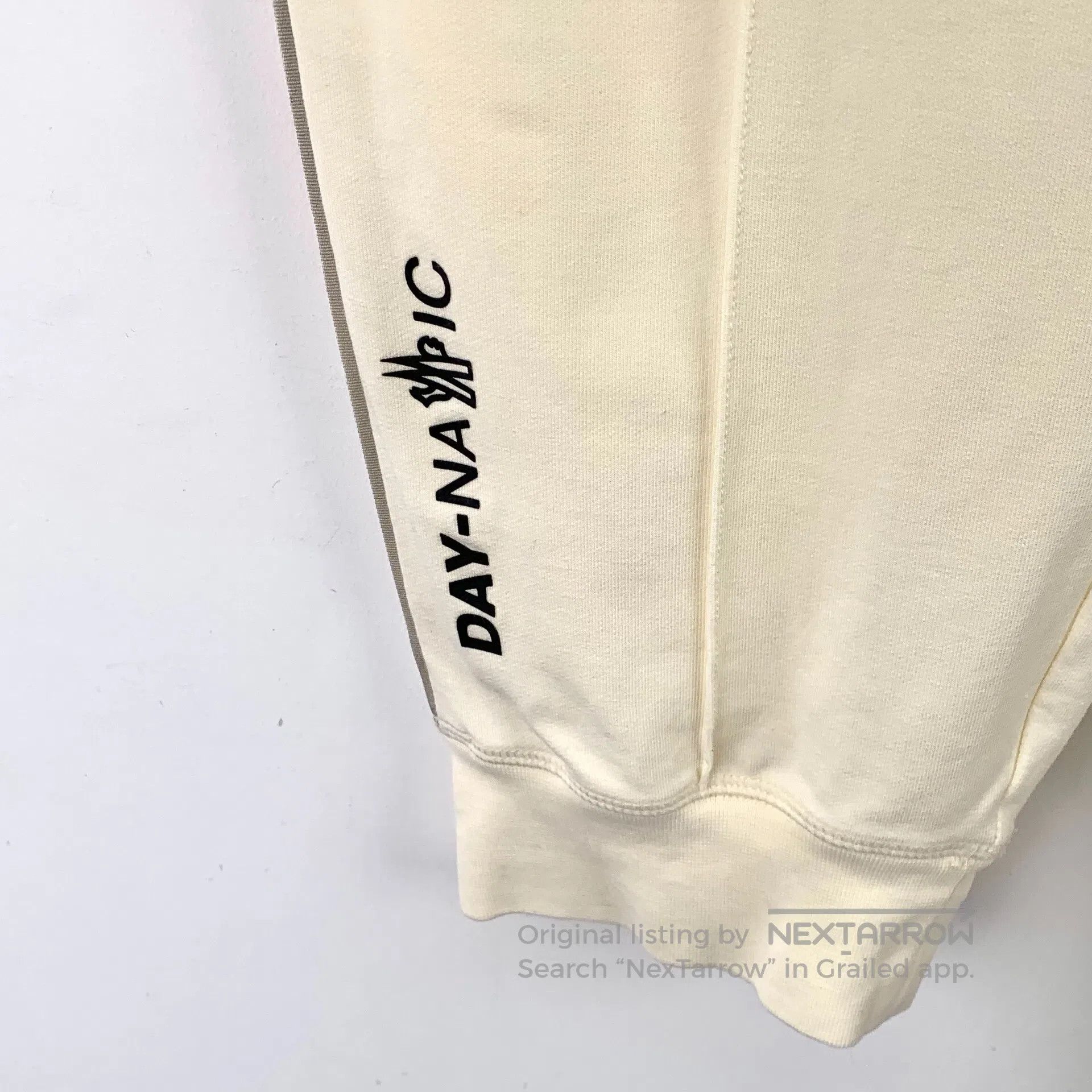 Moncler Moncler size L Beige logo embroidery cotton drawstring cas Size US 27 - 4 Thumbnail