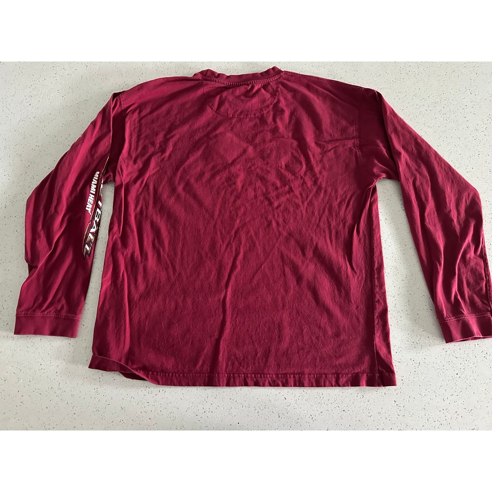 NBA NBA Miami Heat Big Logo Red Long Sleeve Crew Neck Size XL Size US XL / EU 56 / 4 - 6 Thumbnail