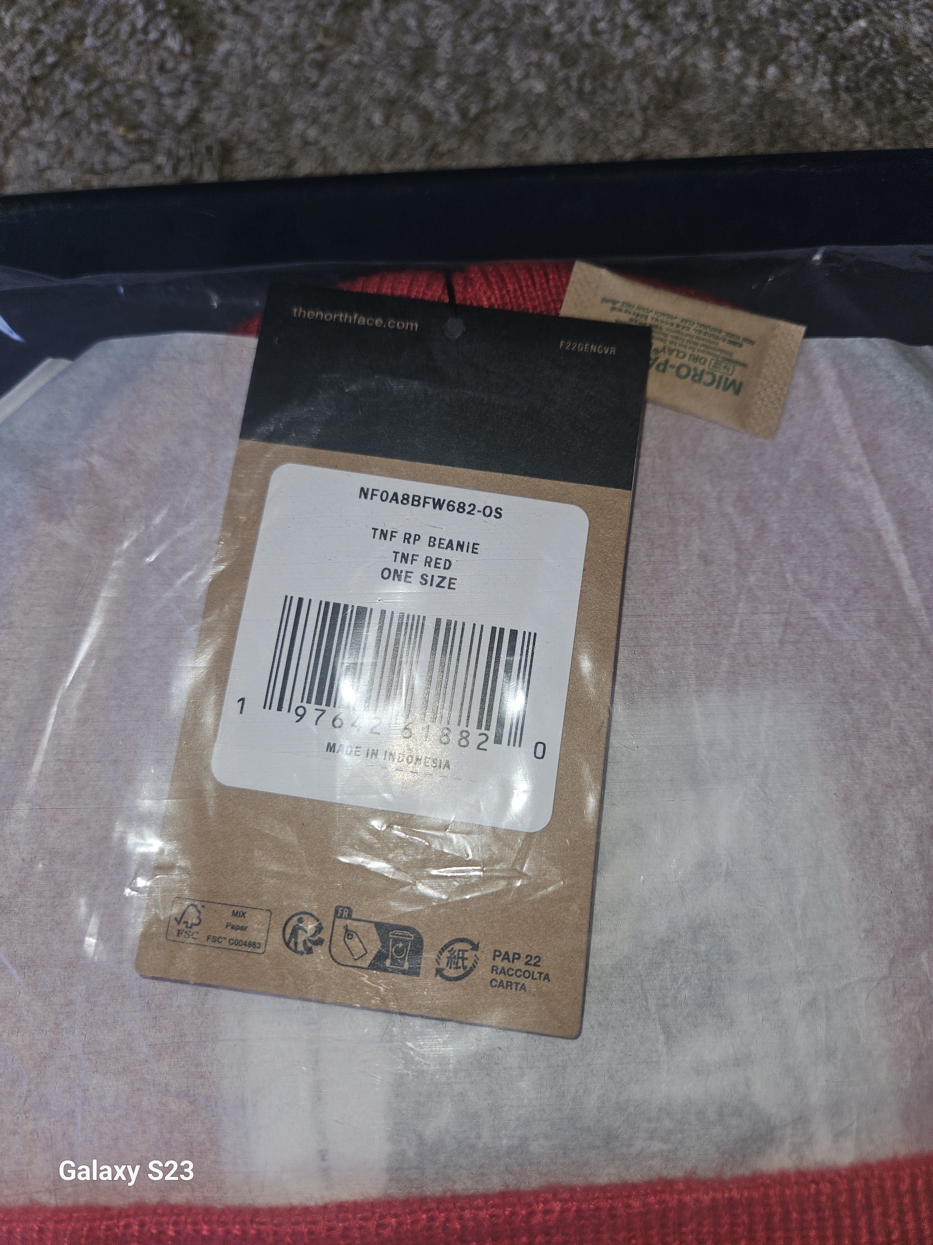 Supreme × The North Face Supreme FW25 The North Face Red Beanie OS Size ONE SIZE - 5 Thumbnail