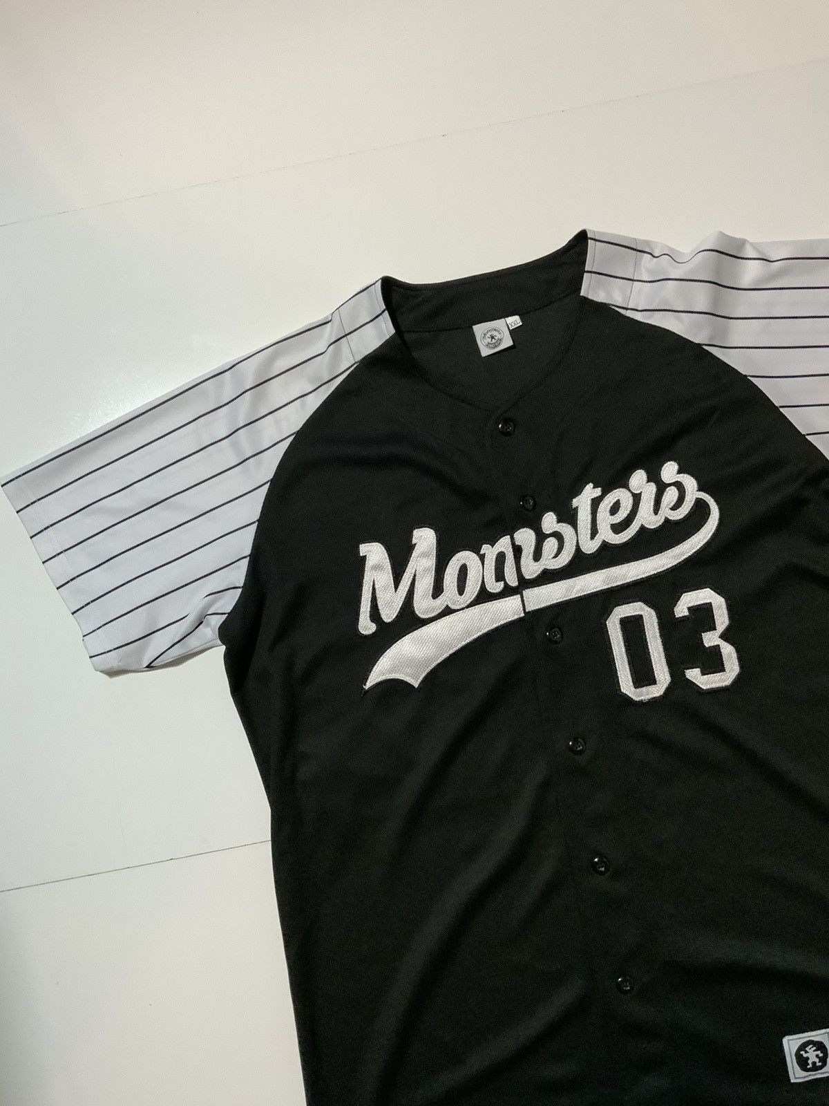 Other Monsters Dance Gear Hip Hop Pinstripe Sewn Baseball Jersey Size US XXL / EU 58 / 5 - 3 Thumbnail