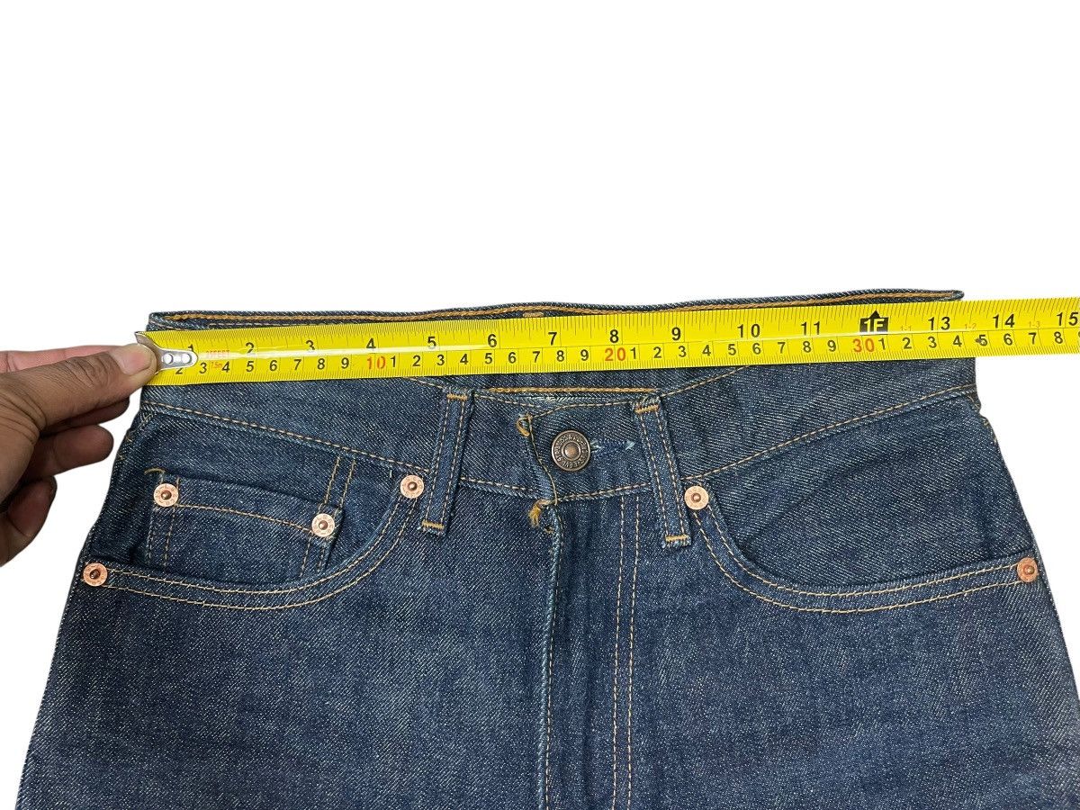 Levi's Vintage Levis 560 Jeans Zipper Straight Cut Size 25" / US 0 / IT 36 - 8 Thumbnail