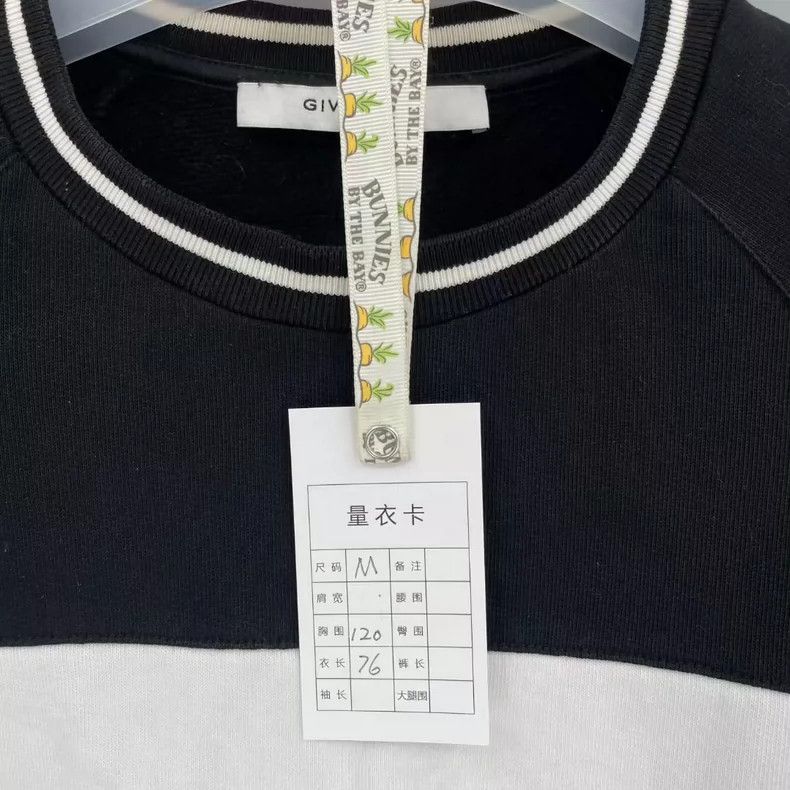 Givenchy Givenchy Black and White Color Blocked Logo Hoodie, Size M Size US M / EU 48-50 / 2 - 5 Thumbnail