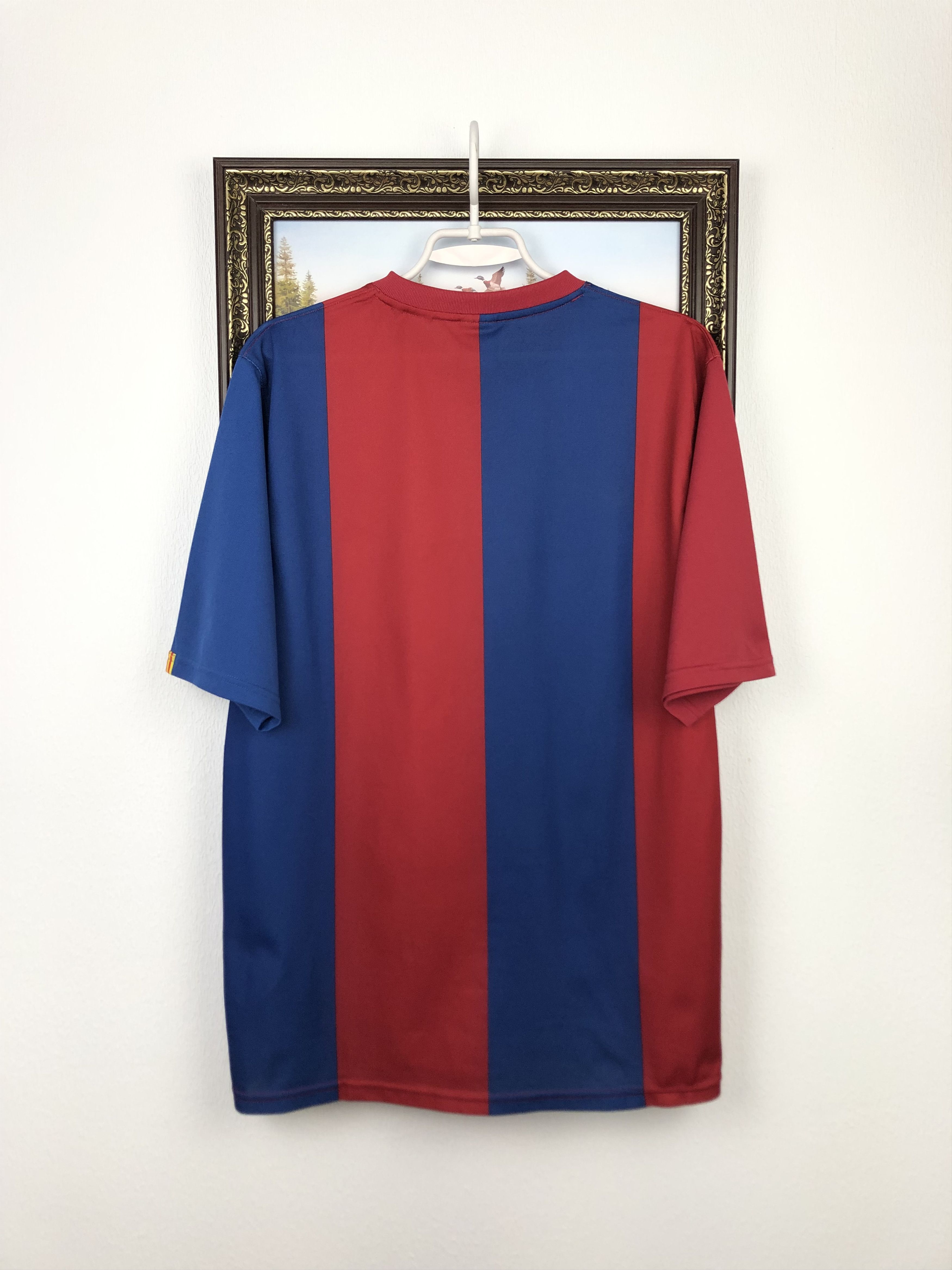 Nike Barcelona football shirt 2006 Soccer Nike Jersey Camiseta Size US XL / EU 56 / 4 - 8 Thumbnail