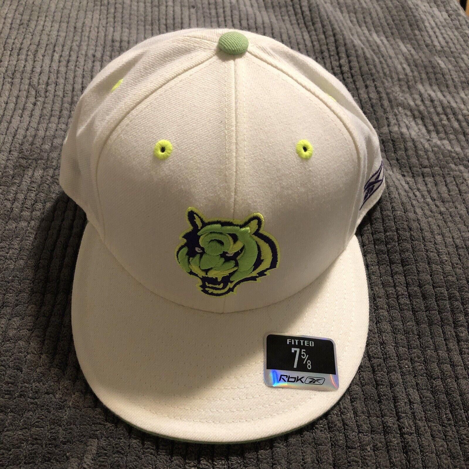 Reebok Bengals Reebok Kolors Colors White Fitted Hat Size 7 5/8 Size ONE SIZE - 1 Thumbnail