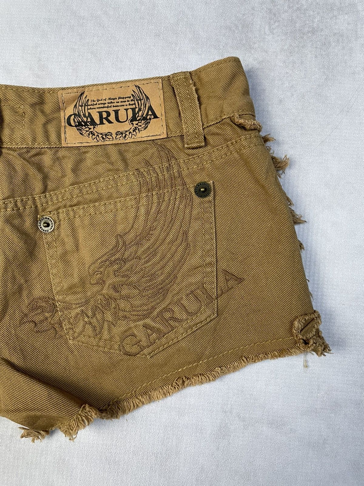 Japanese Brand 2000s Garula Gyaru Gal Studded Distressed Low Rise Shorts Size 27" / US 4 / IT 40 - 11 Thumbnail