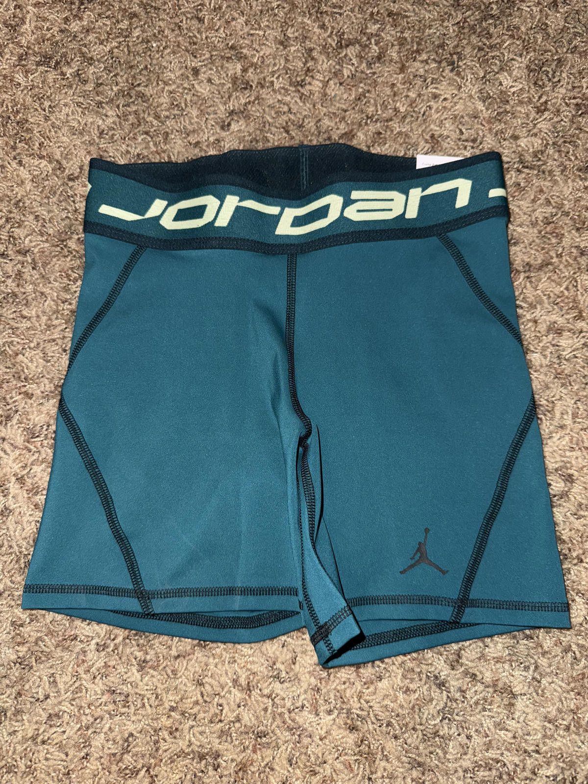 Nike Jordan Sport Women's 5" Compression Shorts Sample Size 26" / US 2 / IT 38 - 1 Thumbnail