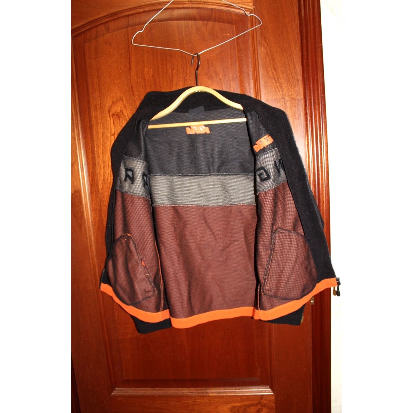 Vintage VINTAGE KTM Racing Team official fleece jacket Shirt Unisex Adults M Black/Orange Racing 2000s Mens Womens Boys Girls Size US M / EU 48-50 / 2 - 4 Thumbnail