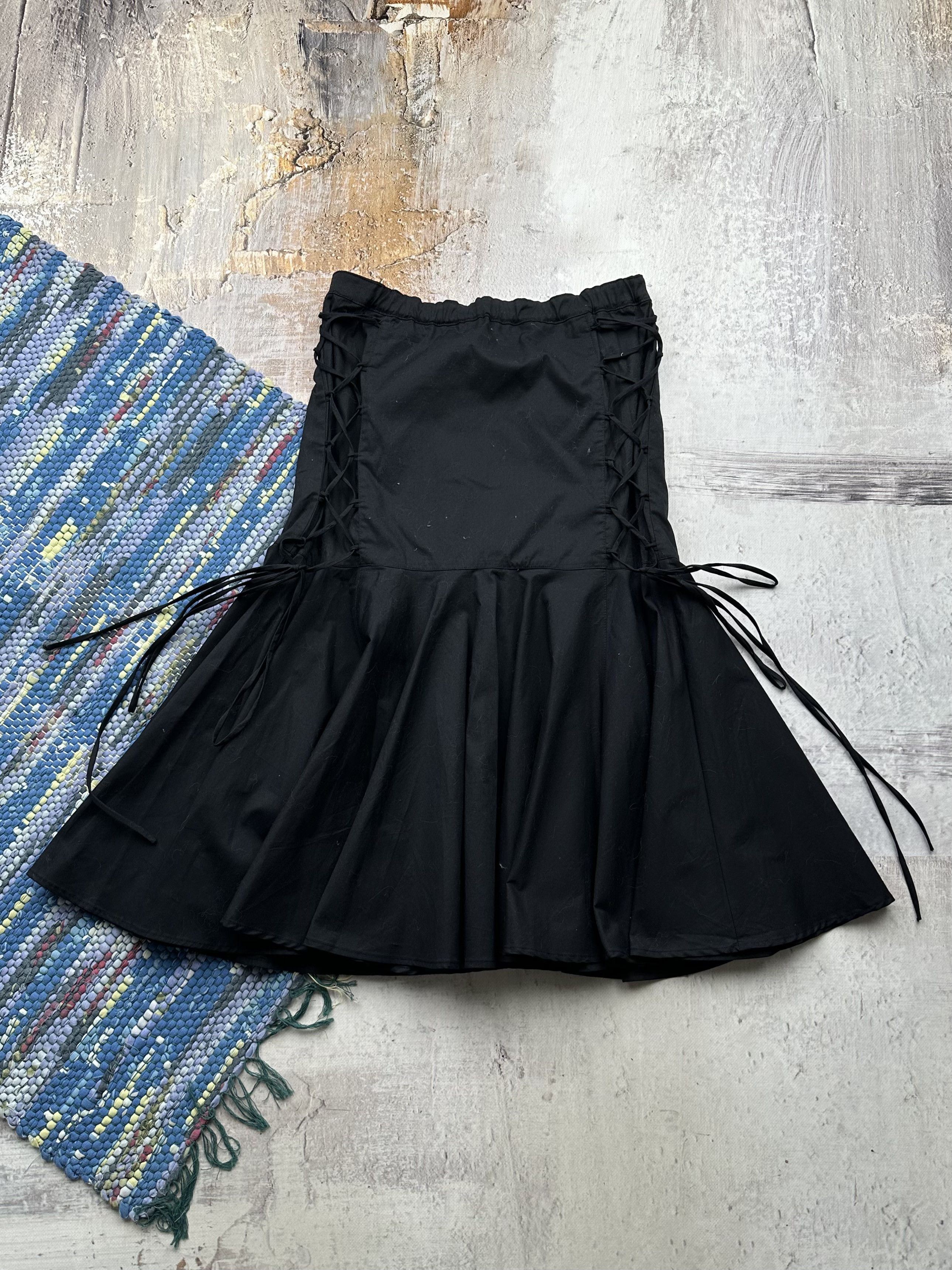 Vintage Vintage Super Flared Skirt With Bondage A213(62) Size 27" / US 4 / IT 40 - 1 Thumbnail