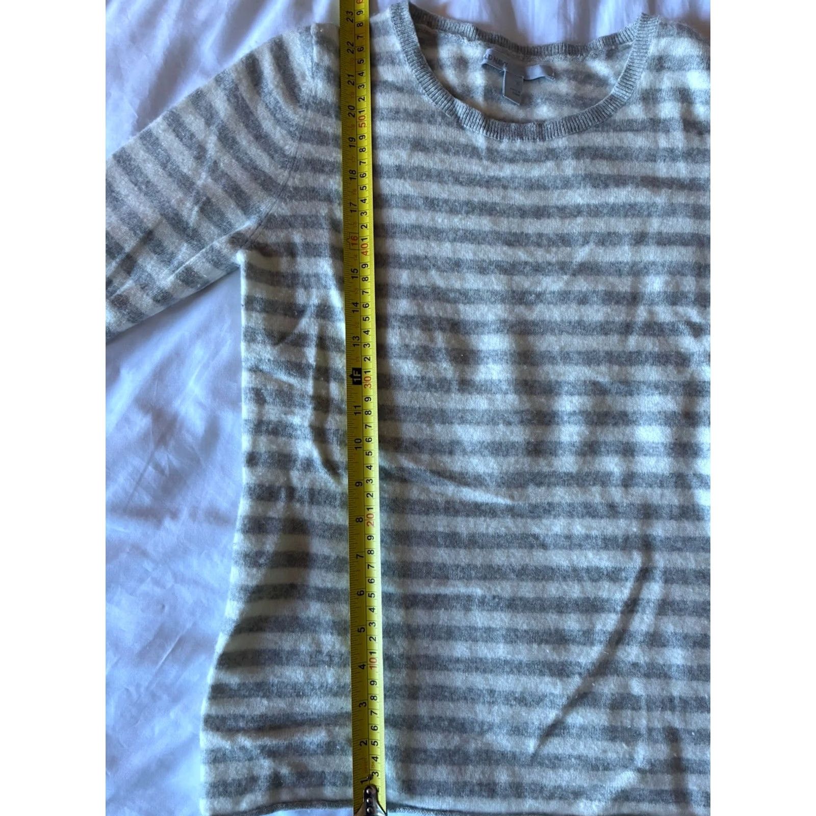 Old Navy VINTAGE Old Navy Sweater? (No, not vintage) Size XL / US 12-14 / IT 48-50 - 7 Thumbnail