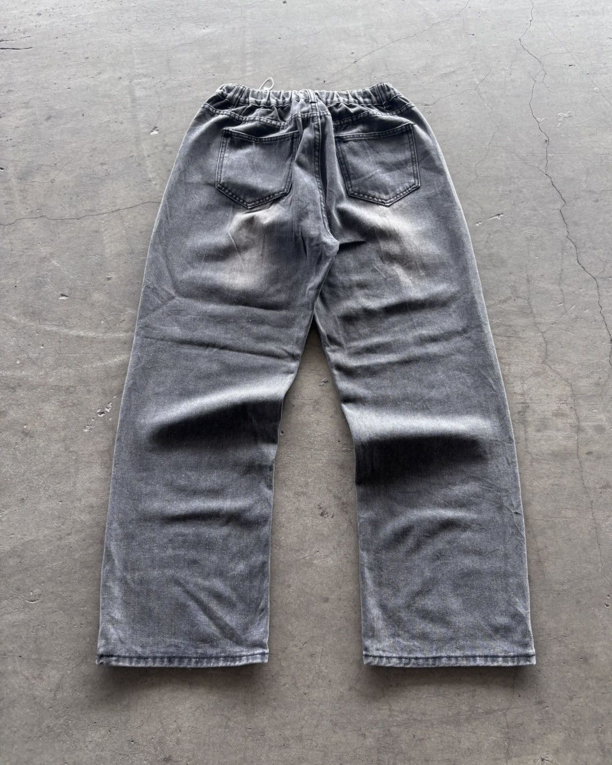 Japanese Brand × KMRii × Le Grande Bleu (L.G.B.) 2000s Mud Washed Black Baggy Jeans Size US 33 - 3 Thumbnail