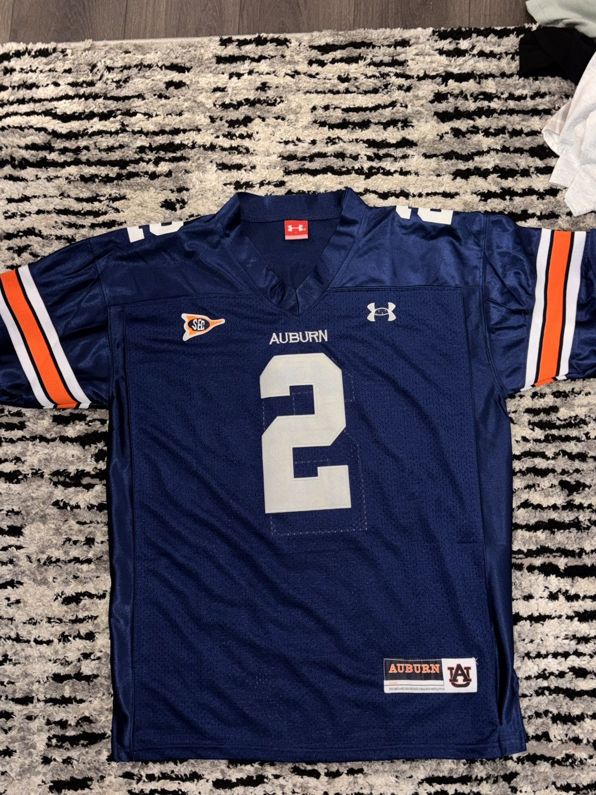 Travis Scott Auburn Cam Newton Jersey Size US L / EU 52-54 / 3 - 1 Thumbnail