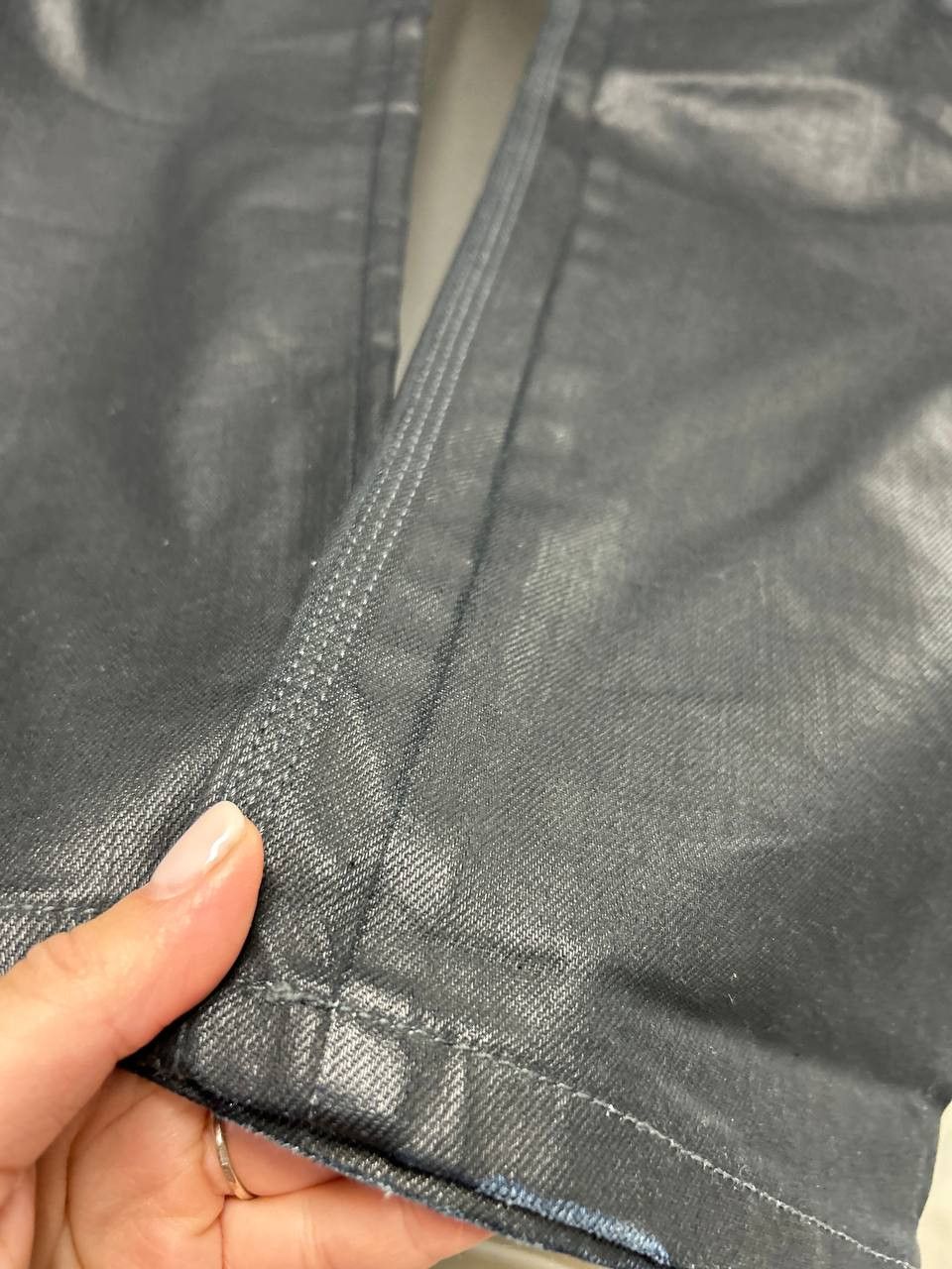Porsche Design Chester Bennington Porsche Design mens waxed jeans W32 Size US 32 / EU 48 - 5 Thumbnail