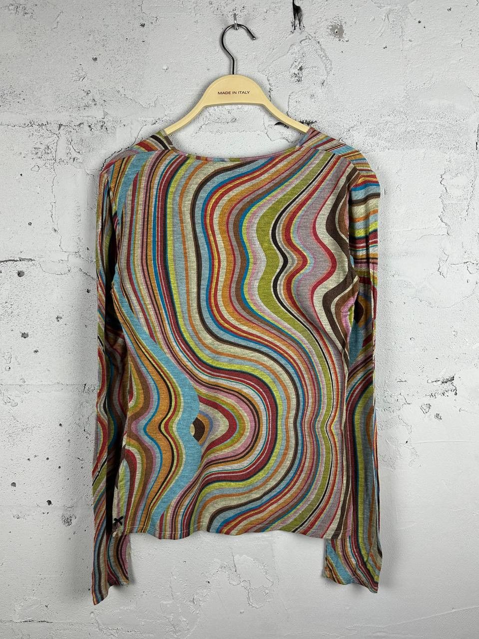 Paul Smith Luxury Paul Smith Iconic Striped V Neck Viscous LS T Shirt Size M / US 6-8 / IT 42-44 - 9 Thumbnail