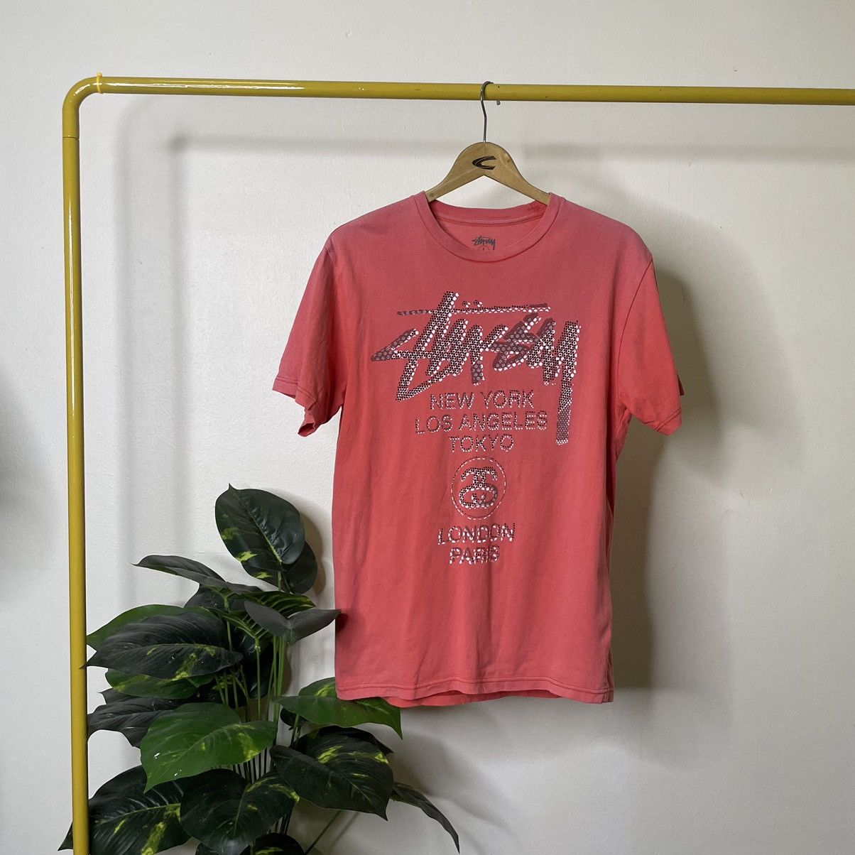 Stussy × Vintage Vintage Y2K Stussy Tour Faded Peach Tee Size US L / EU 52-54 / 3 - 1 Thumbnail