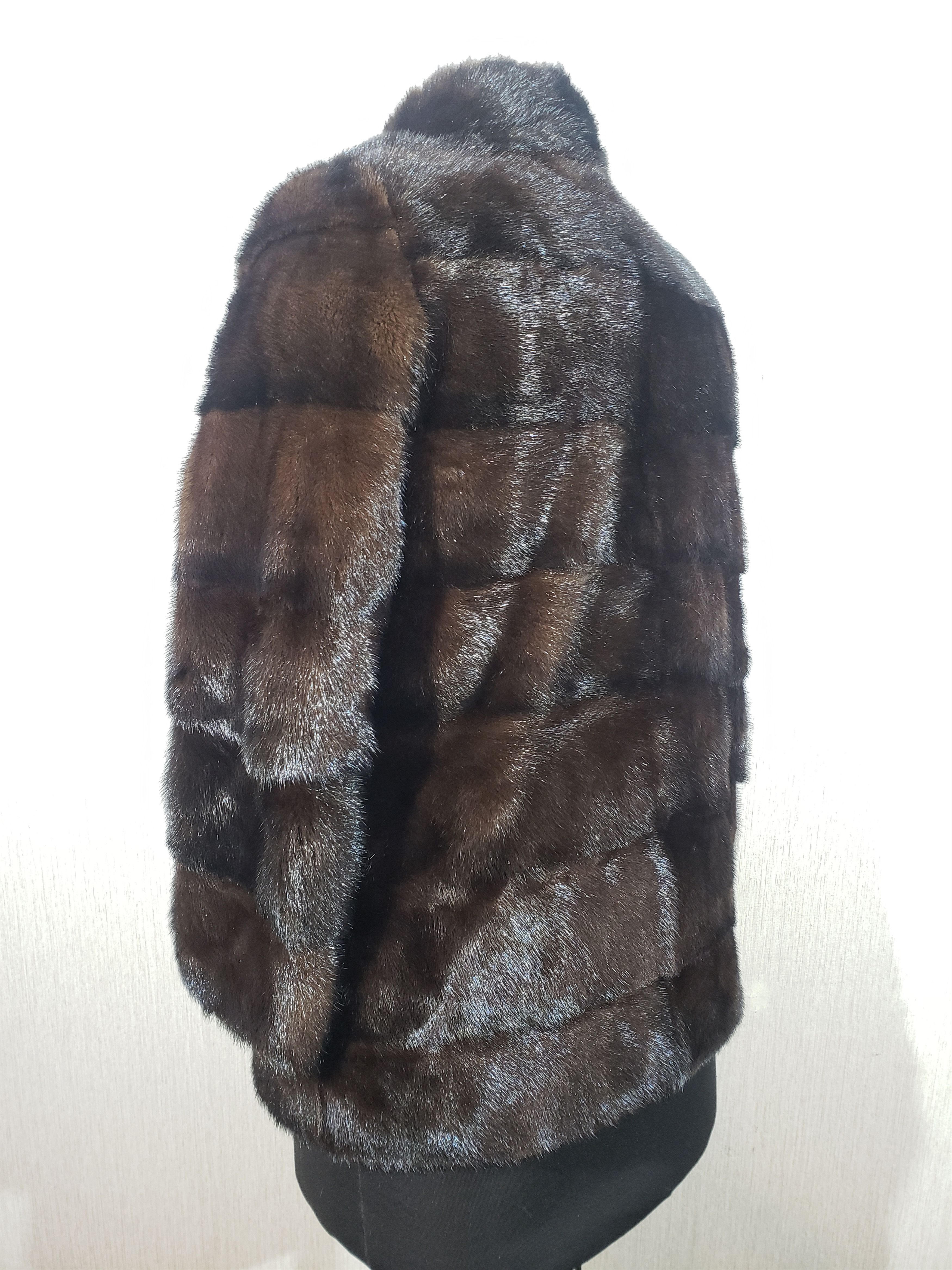 Other Stylish women's mink coat with detachable sleeves. Size M / US 6-8 / IT 42-44 - 7 Thumbnail