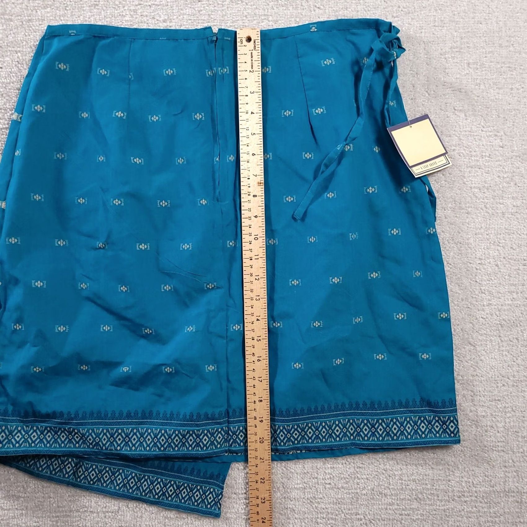 Vintage VINTAGE White Stag Skirt Women's 14 Blue Geometric Print Tie Zip Classic 90s Wrap (Short) Girls? Size 36" / US 14 / IT 50 - 6 Thumbnail