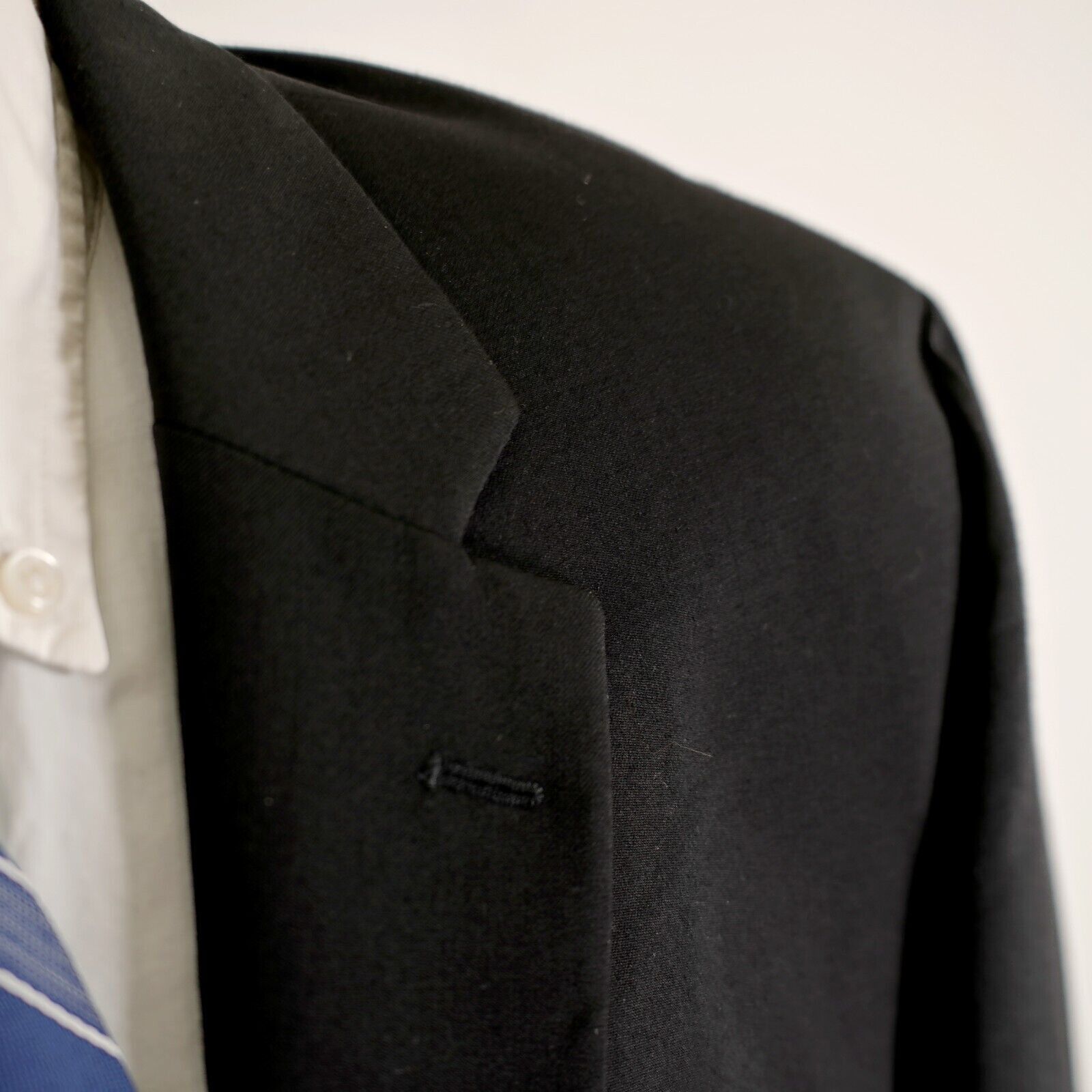 Tommy Hilfiger Tommy Hilfiger Wool Blend Black 2 Button Blazer 44L Tagged 4 Size 44L - 2 Thumbnail