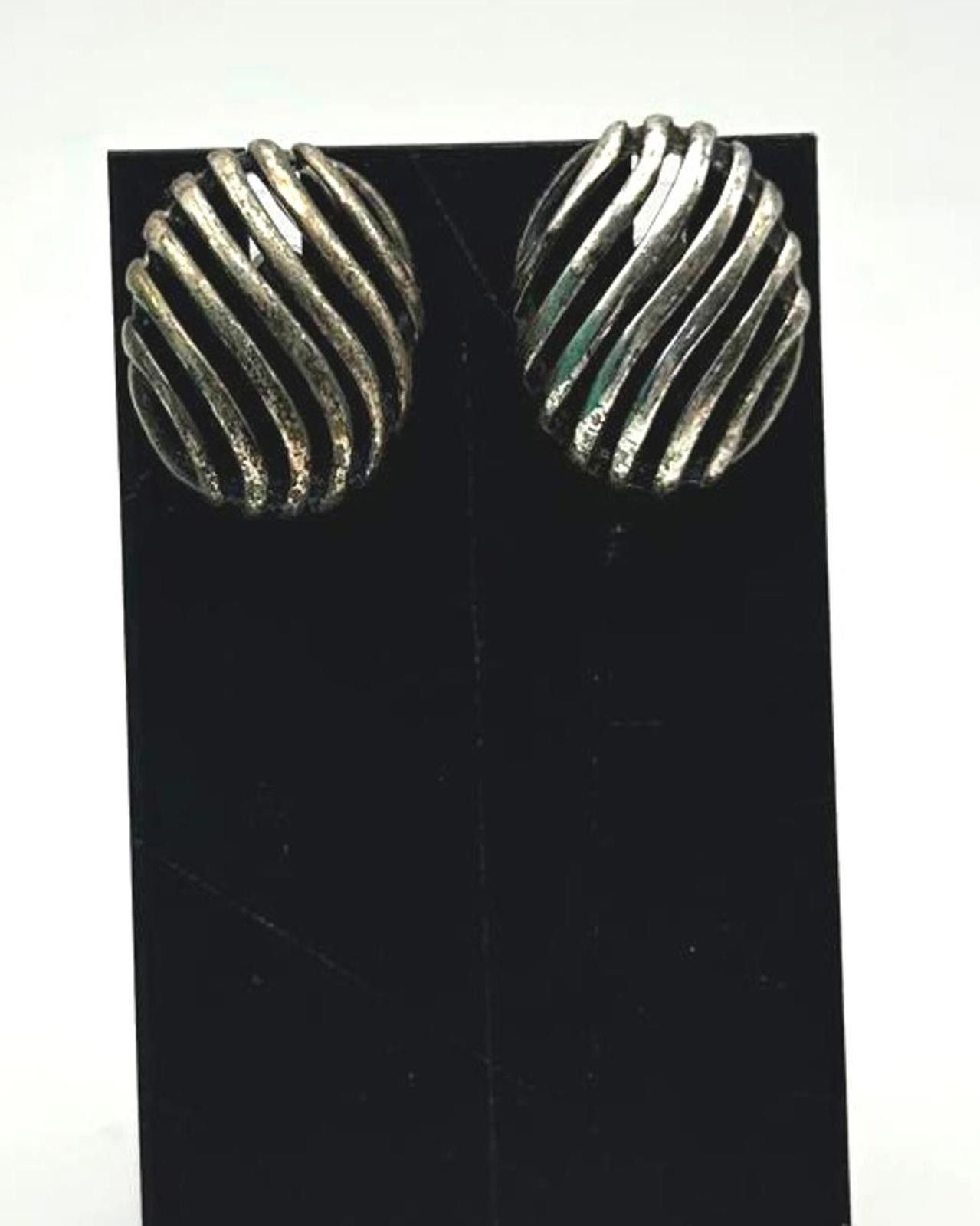 Designer Vintage Silver Tone Cage Earrings Sculptural Statement Studs Size ONE SIZE - 3 Thumbnail