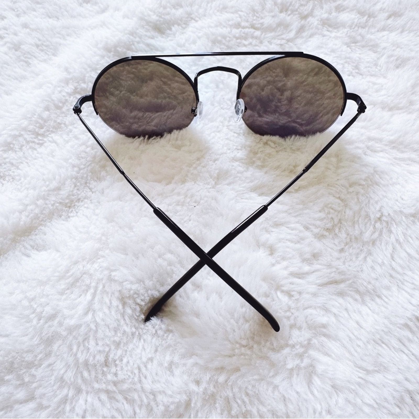 Other Carly Mirrored Blue & Green Chic Round Sunglasses Size ONE SIZE - 8 Thumbnail